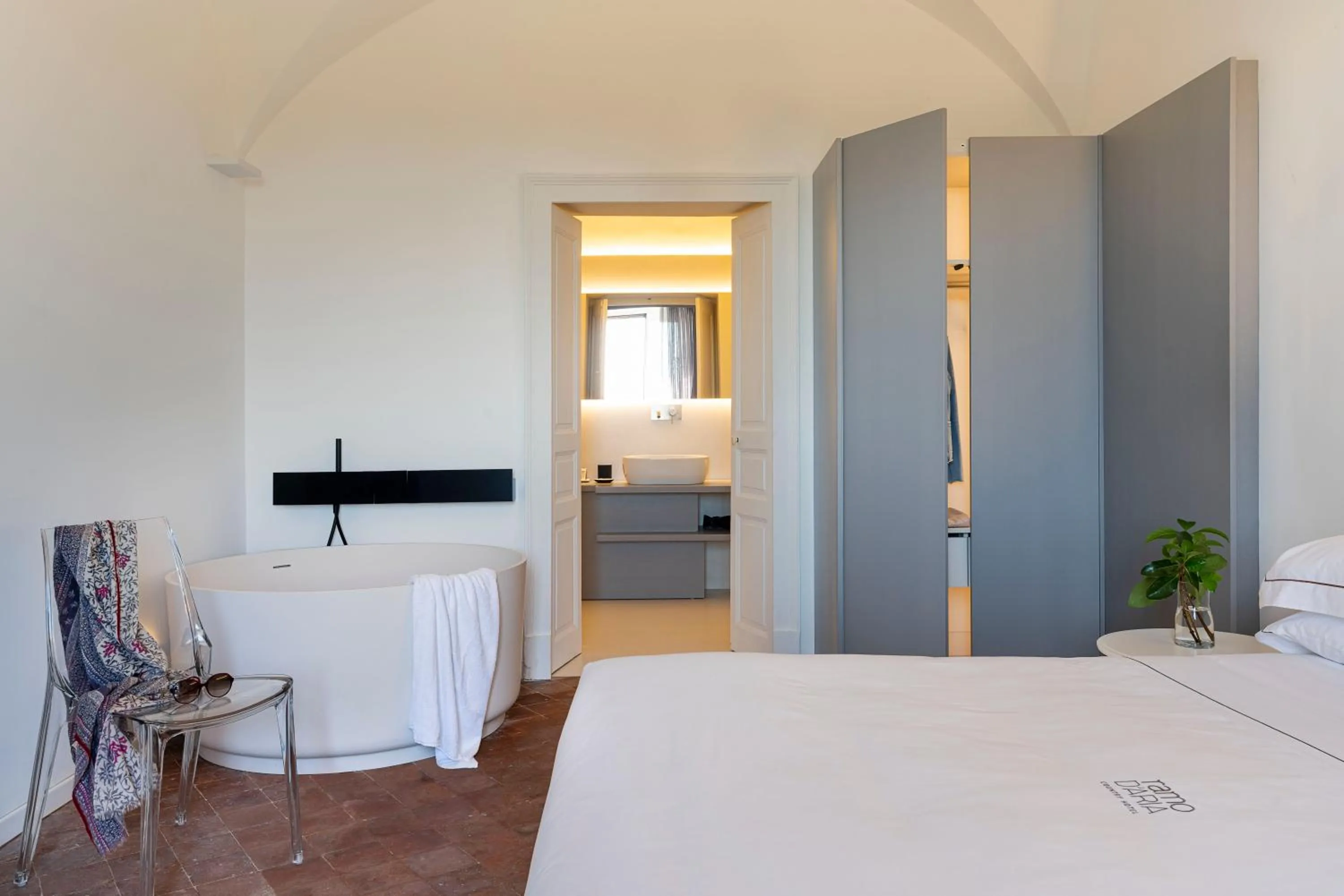 Bed in Ramo d'Aria Etna Boutique Hotel