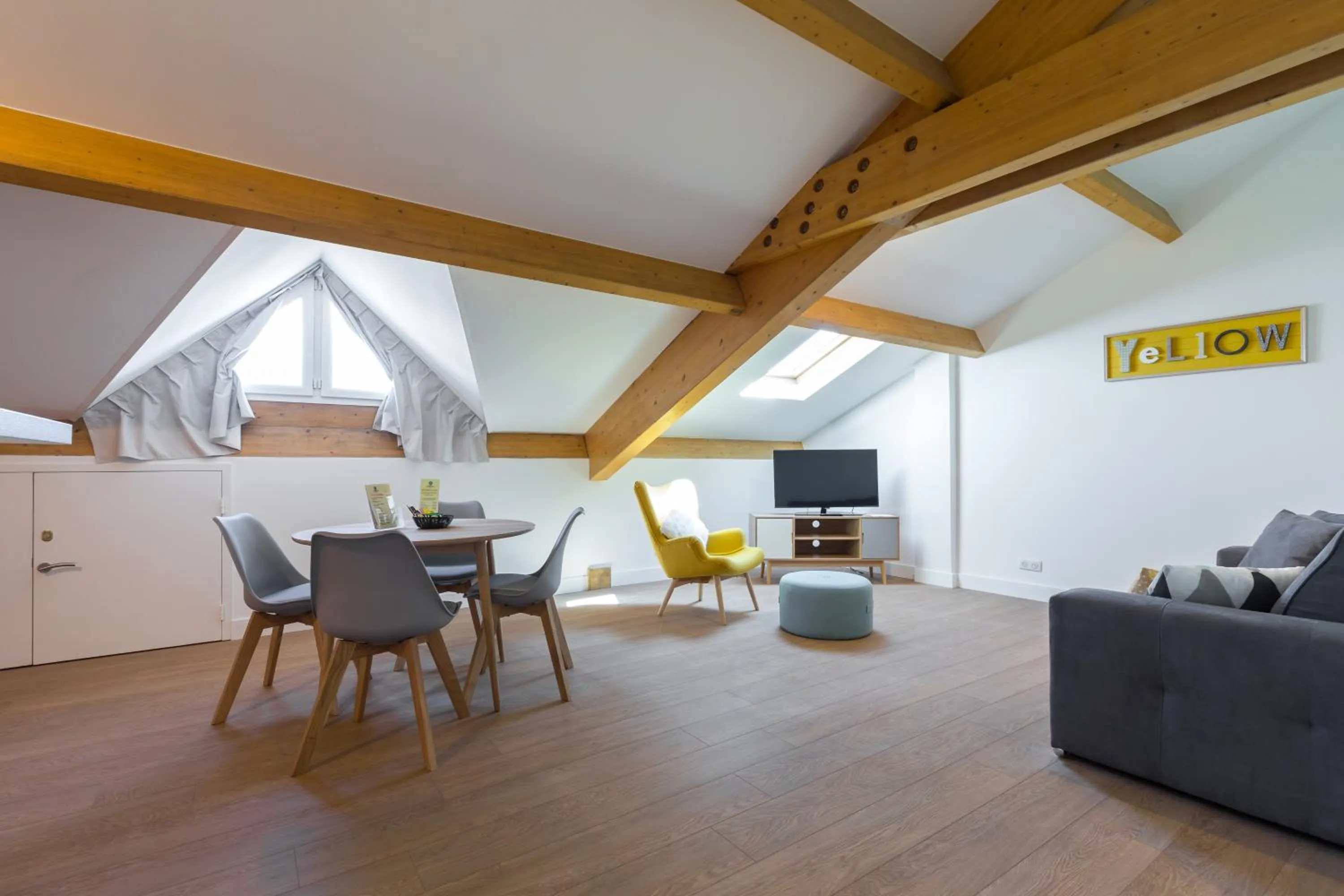 Seating area in Florella Jean Jaures Apartment