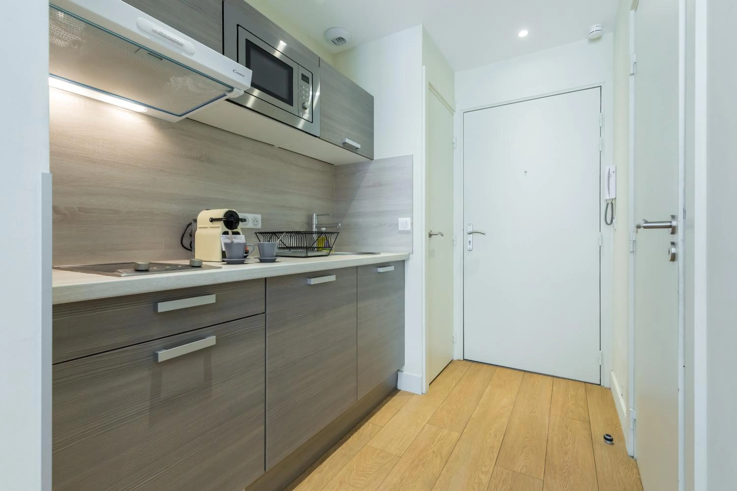 Kitchen or kitchenette in Florella Jean Jaures Apartment