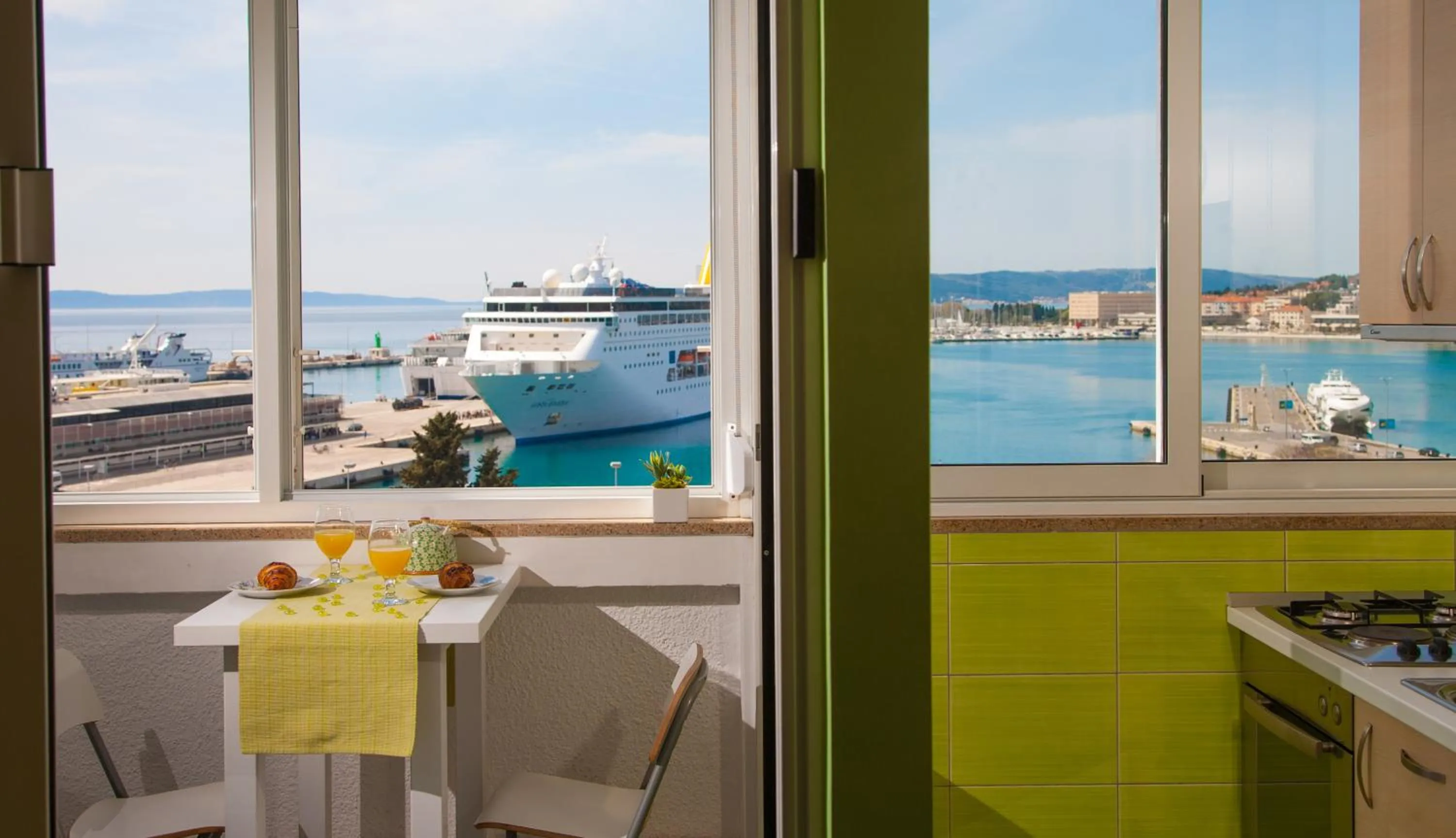 Apartment Amazing View
