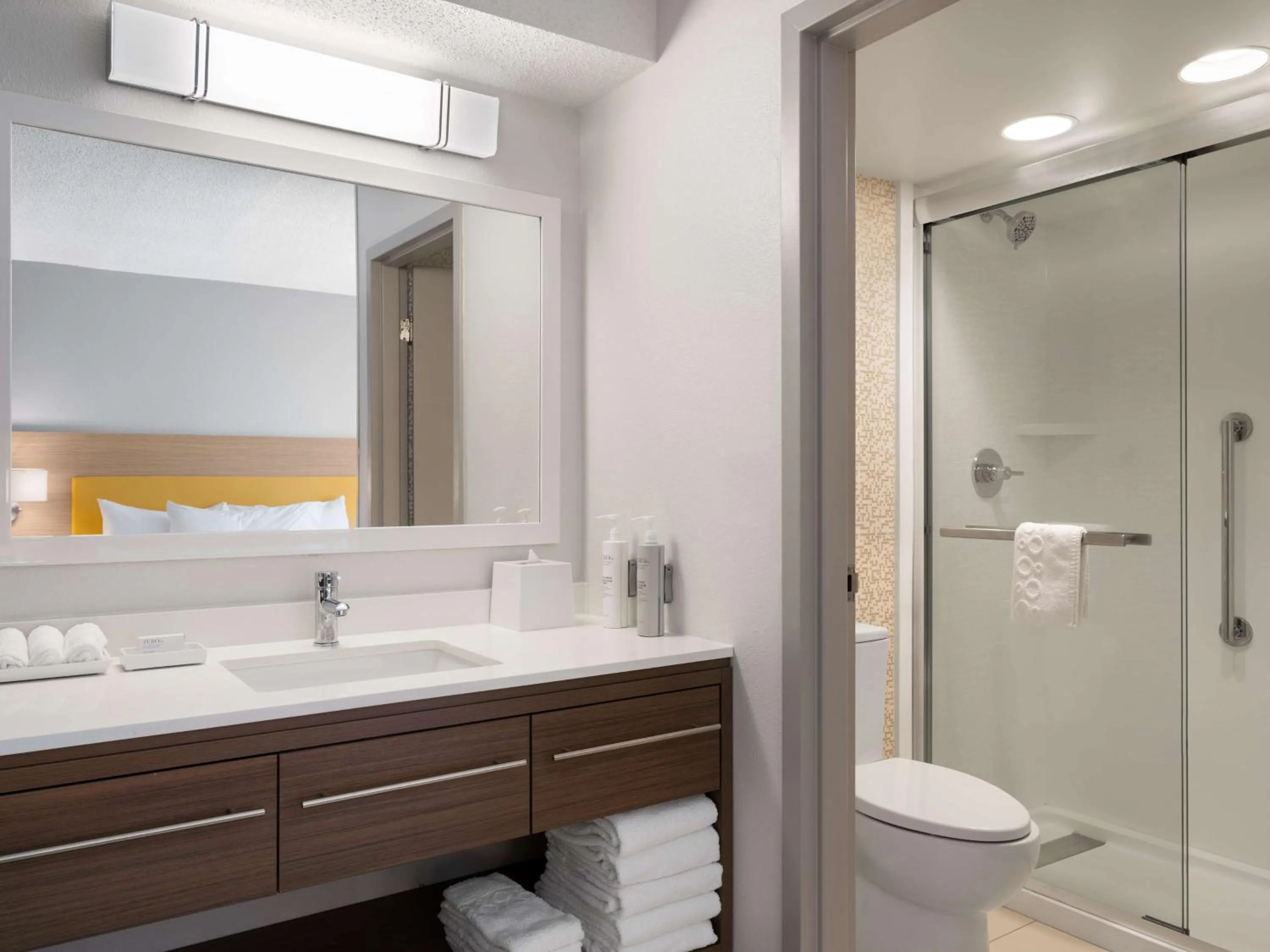 Bathroom in Home2 Suites by Hilton Indianapolis - Keystone Crossing