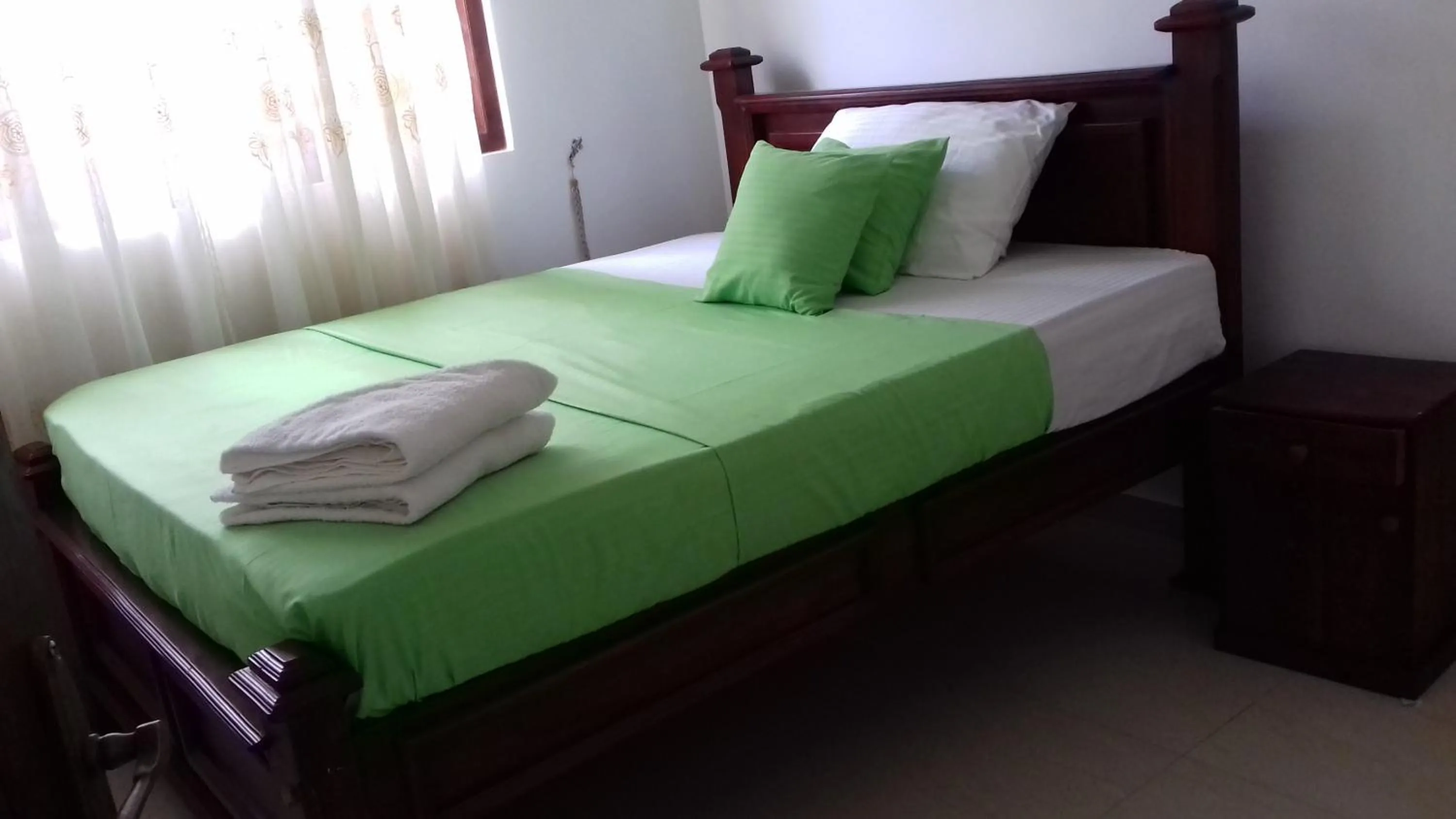 Photo of the whole room, Bed in Deutsche Villa