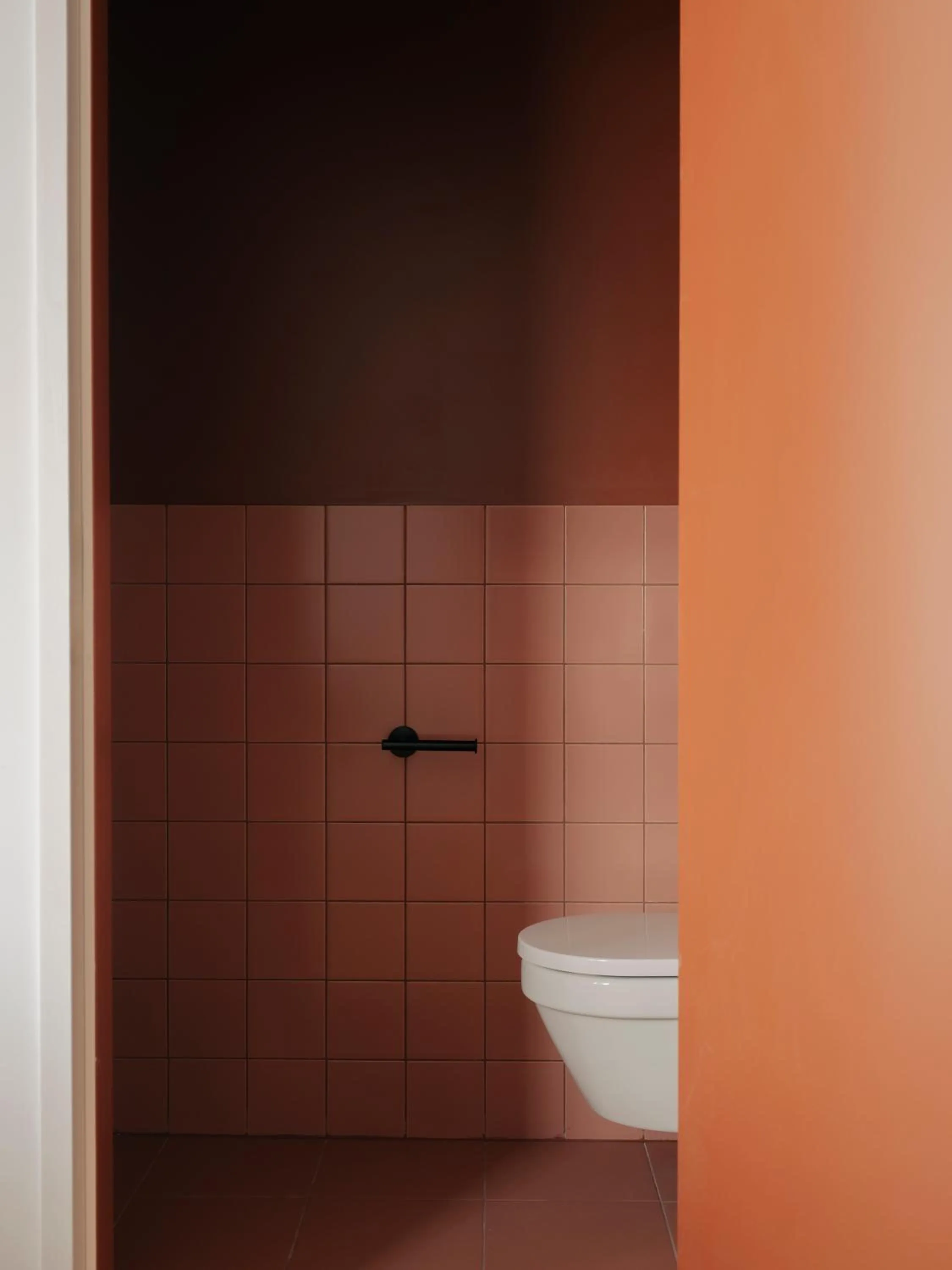 Toilet in Edgar Suites Hameau - Porte de Versailles