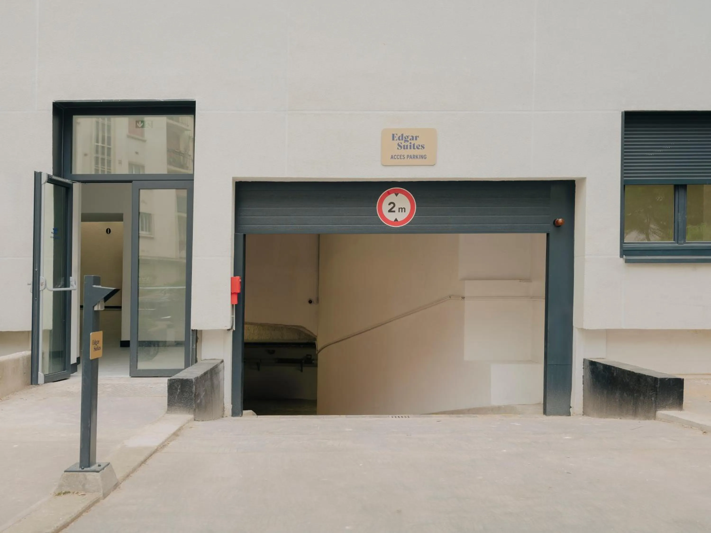 Parking in Edgar Suites Hameau - Porte de Versailles