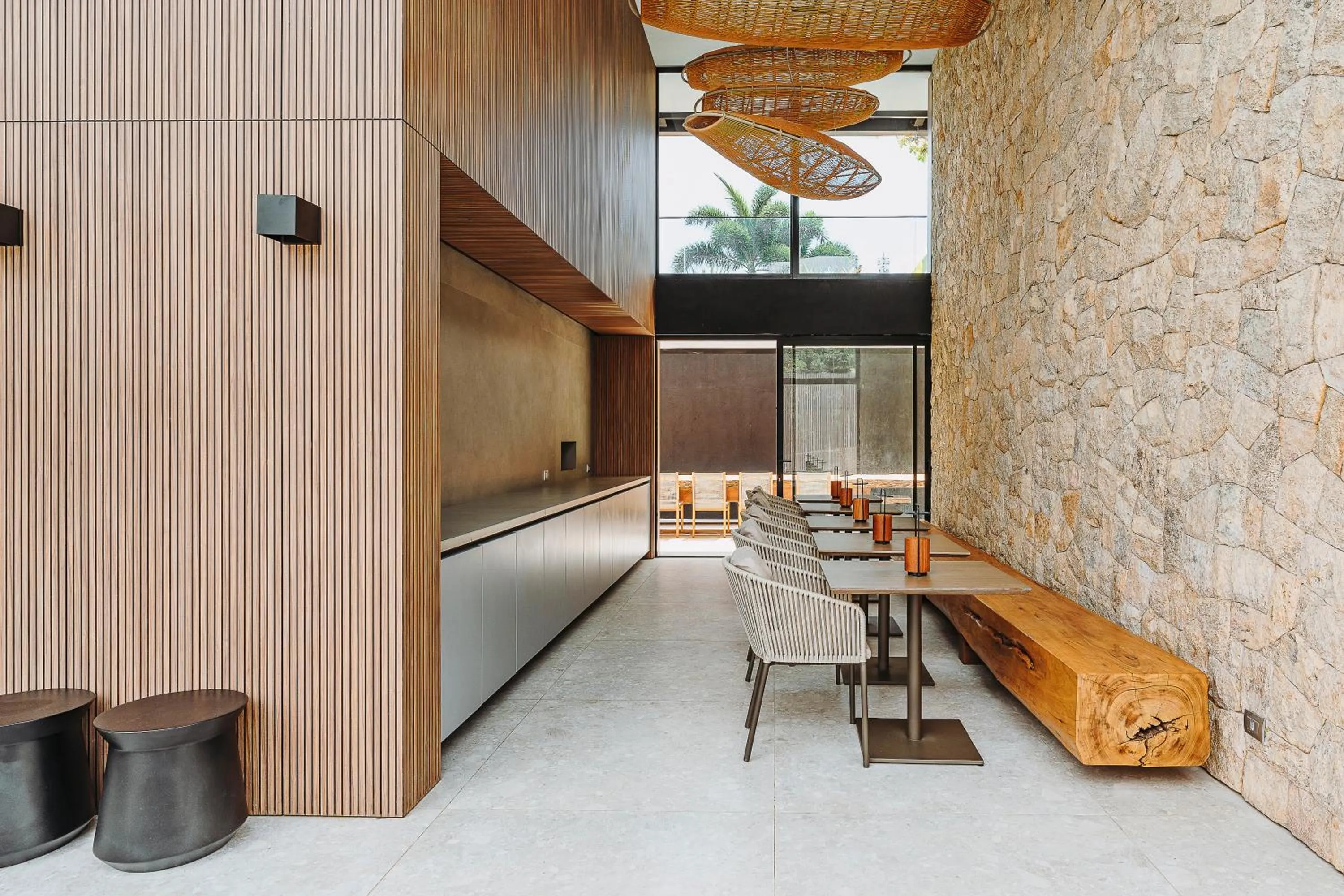 Restaurant/places to eat in Pousada Maria do Mar