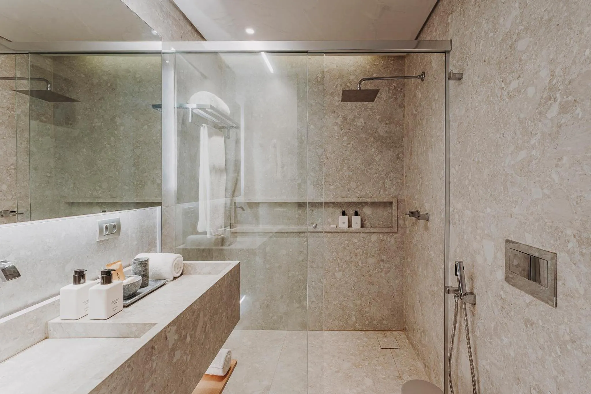 Shower in Pousada Maria do Mar