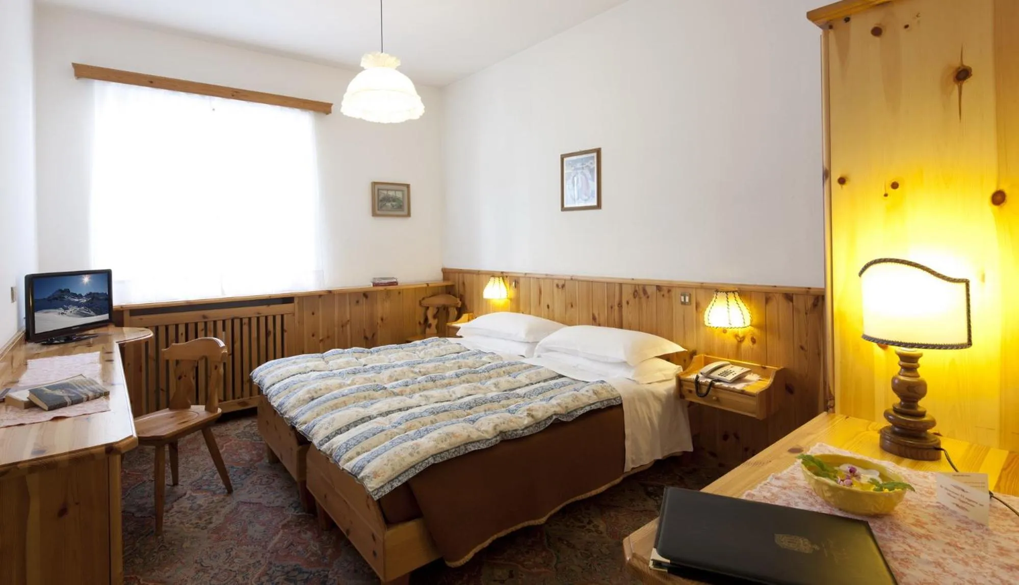 Bedroom, Bed in Hotel Bellaria - Cortina d'Ampezzo