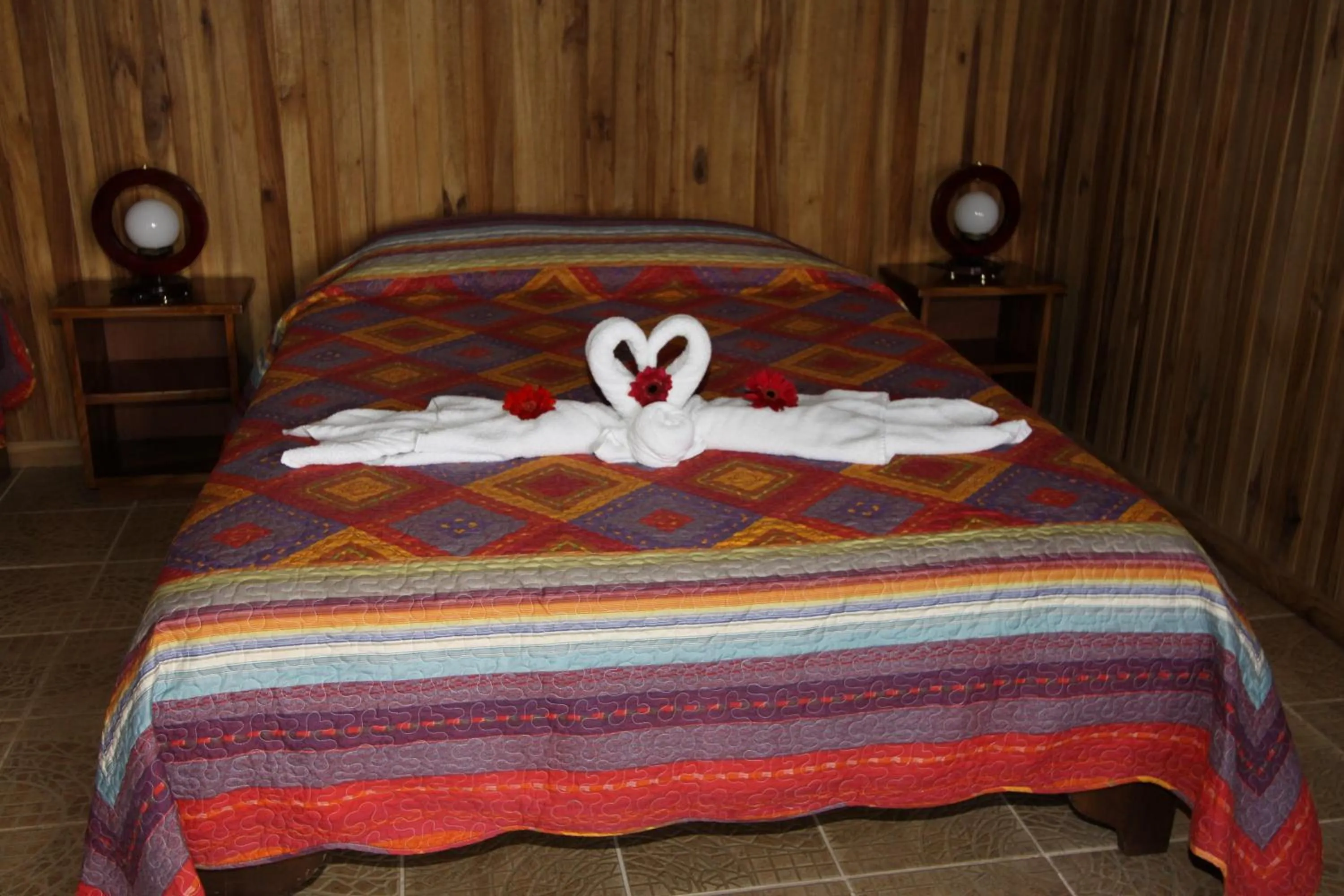 Bed in Historias Lodge