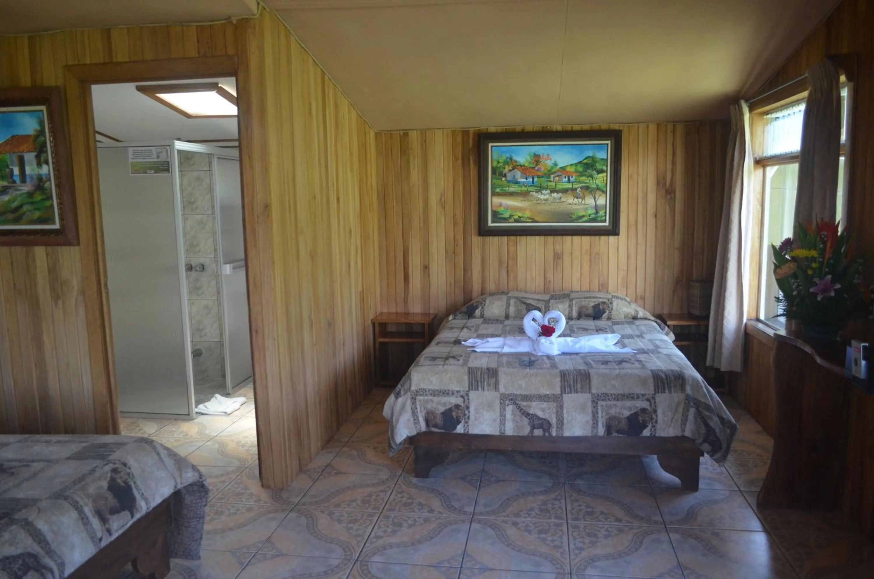 Day, Bed in Historias Lodge