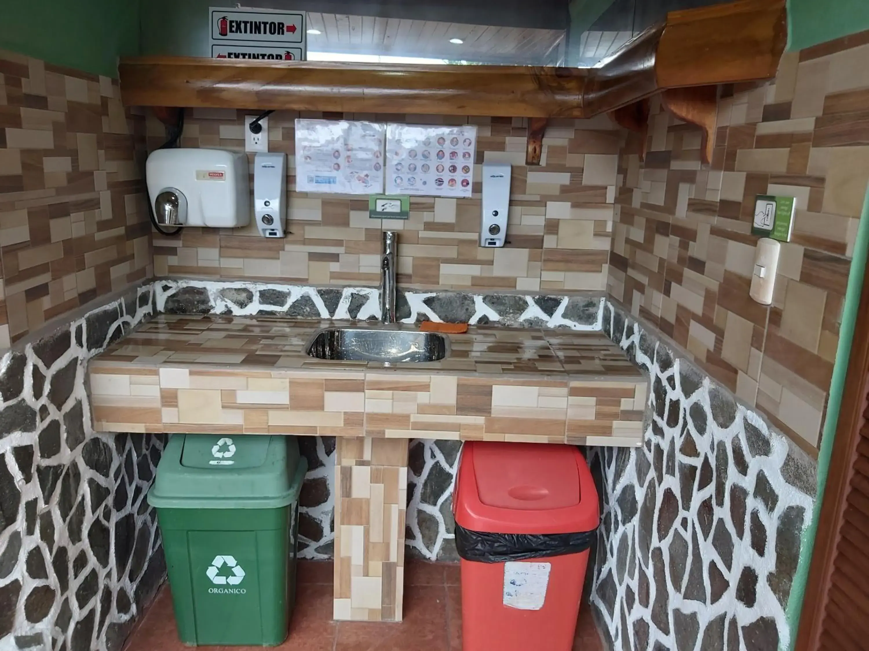 Superior Triple Room in Historias Lodge Superior Triple Room in Historias Lodge