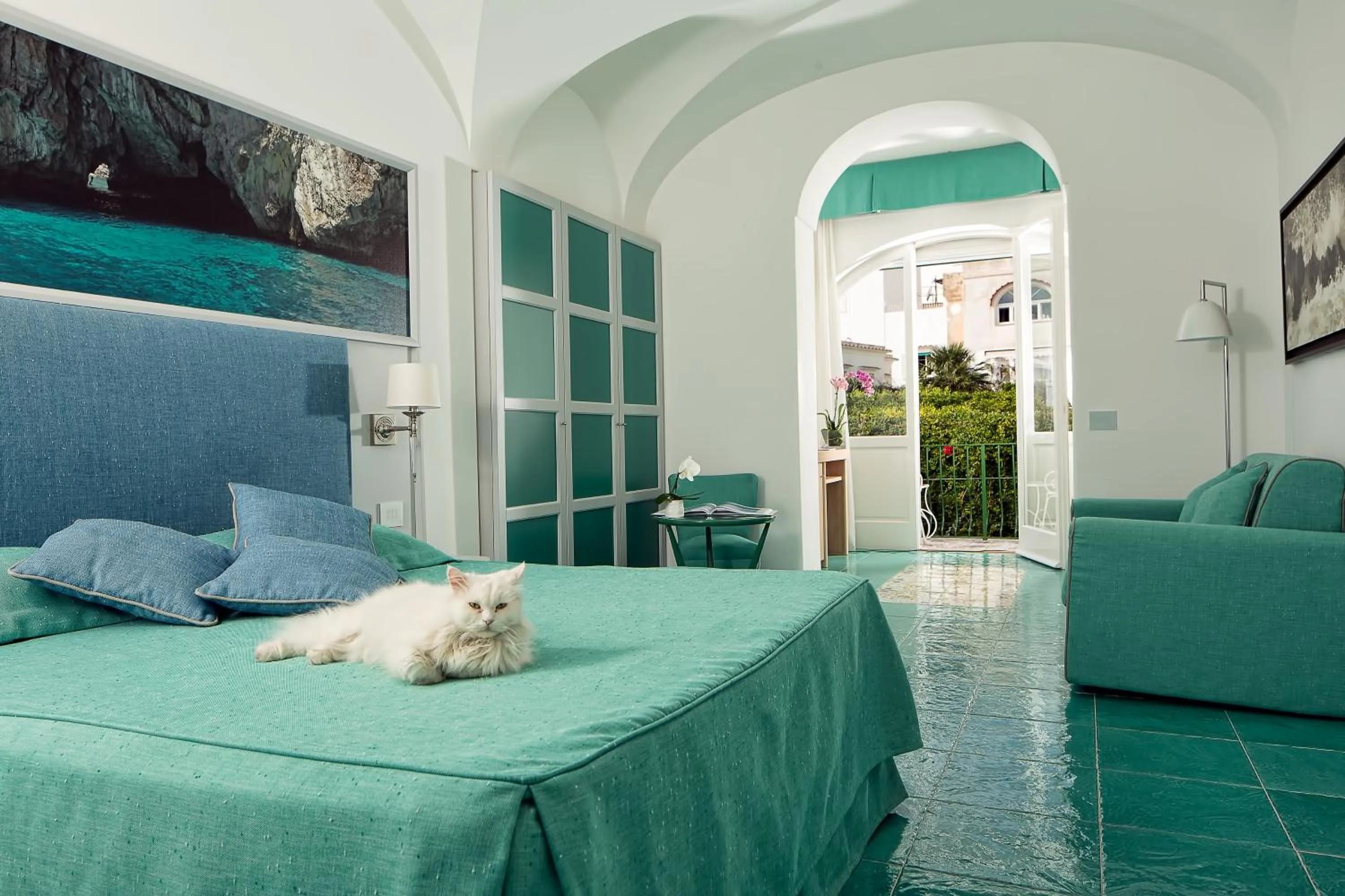 Bed in Albergo Gatto Bianco