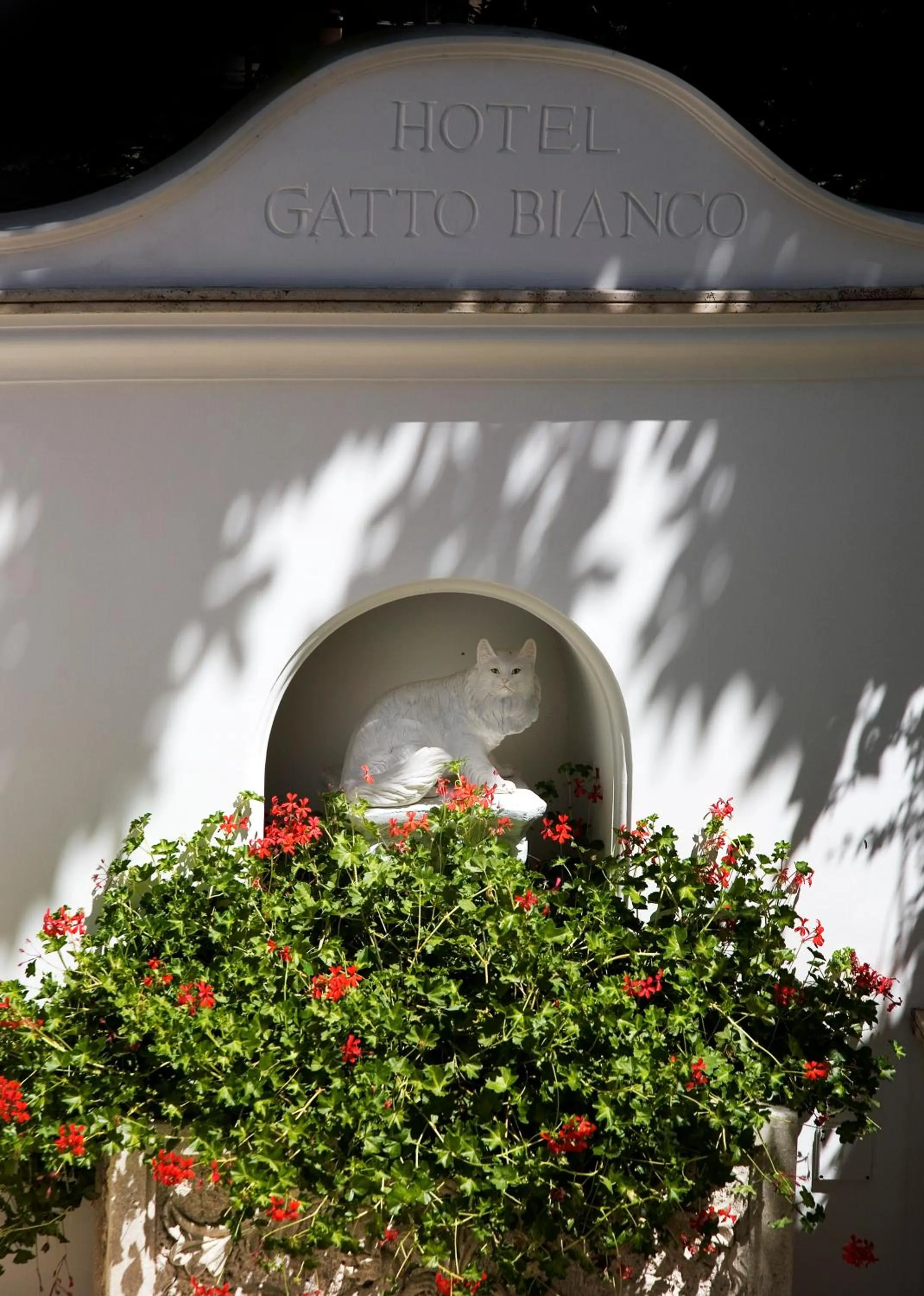 Decorative detail in Albergo Gatto Bianco