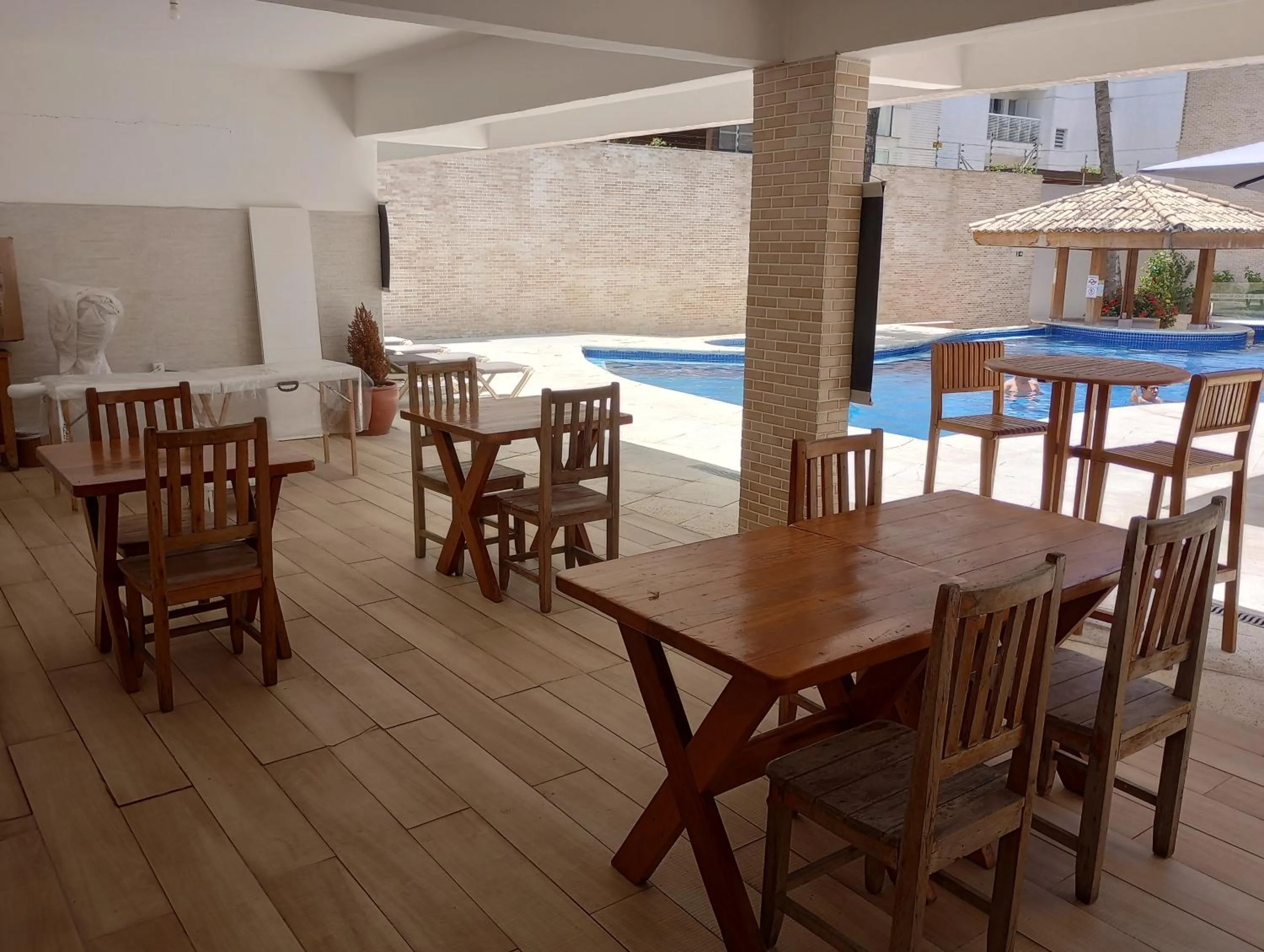 Swimming pool in Senses Praia Hotel