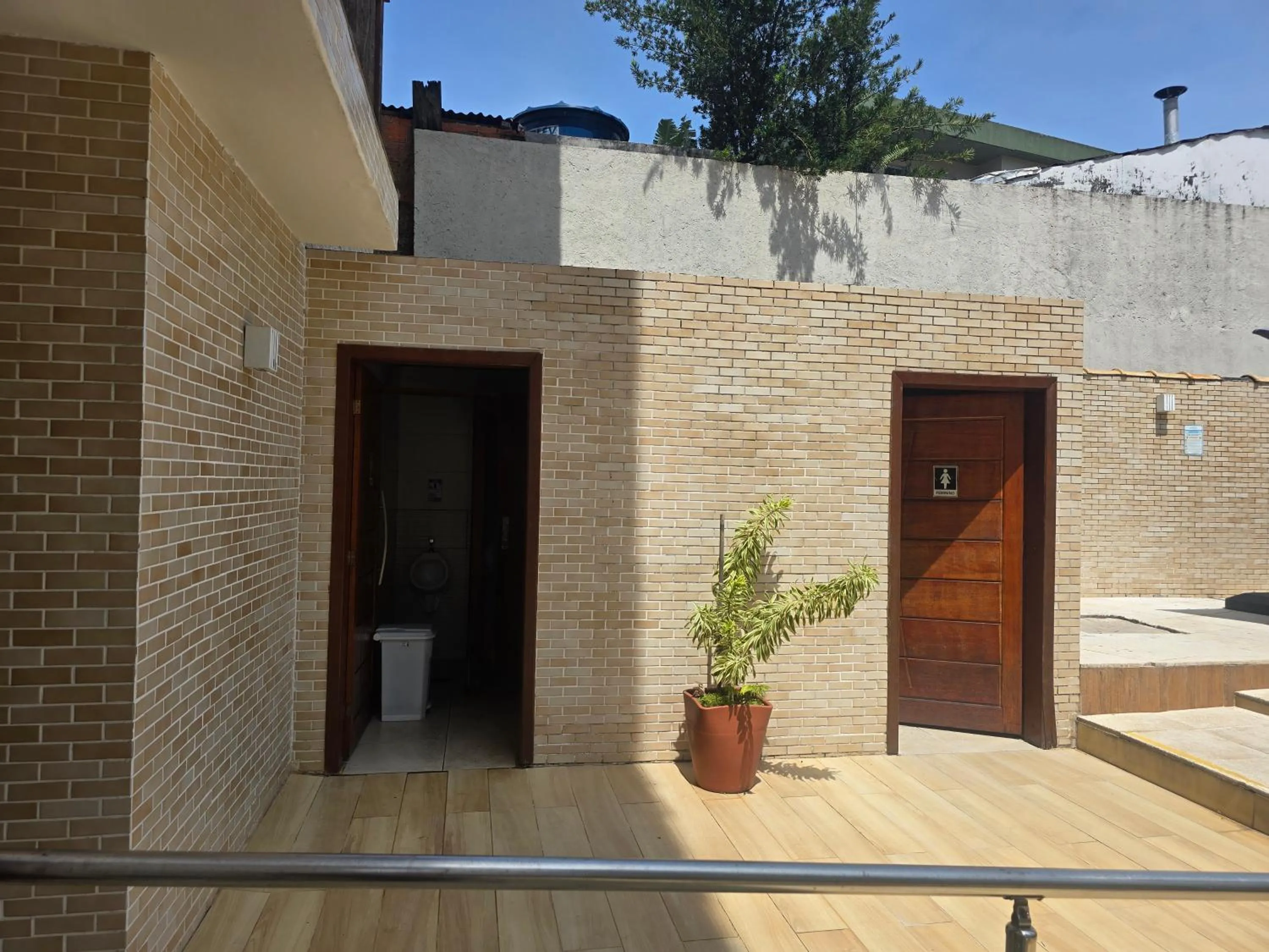 Swimming pool in Senses Praia Hotel