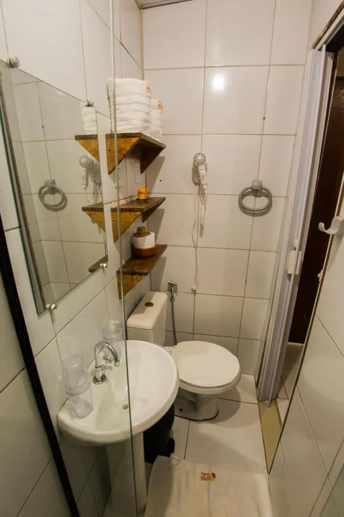 Shower in Pousada da Leide