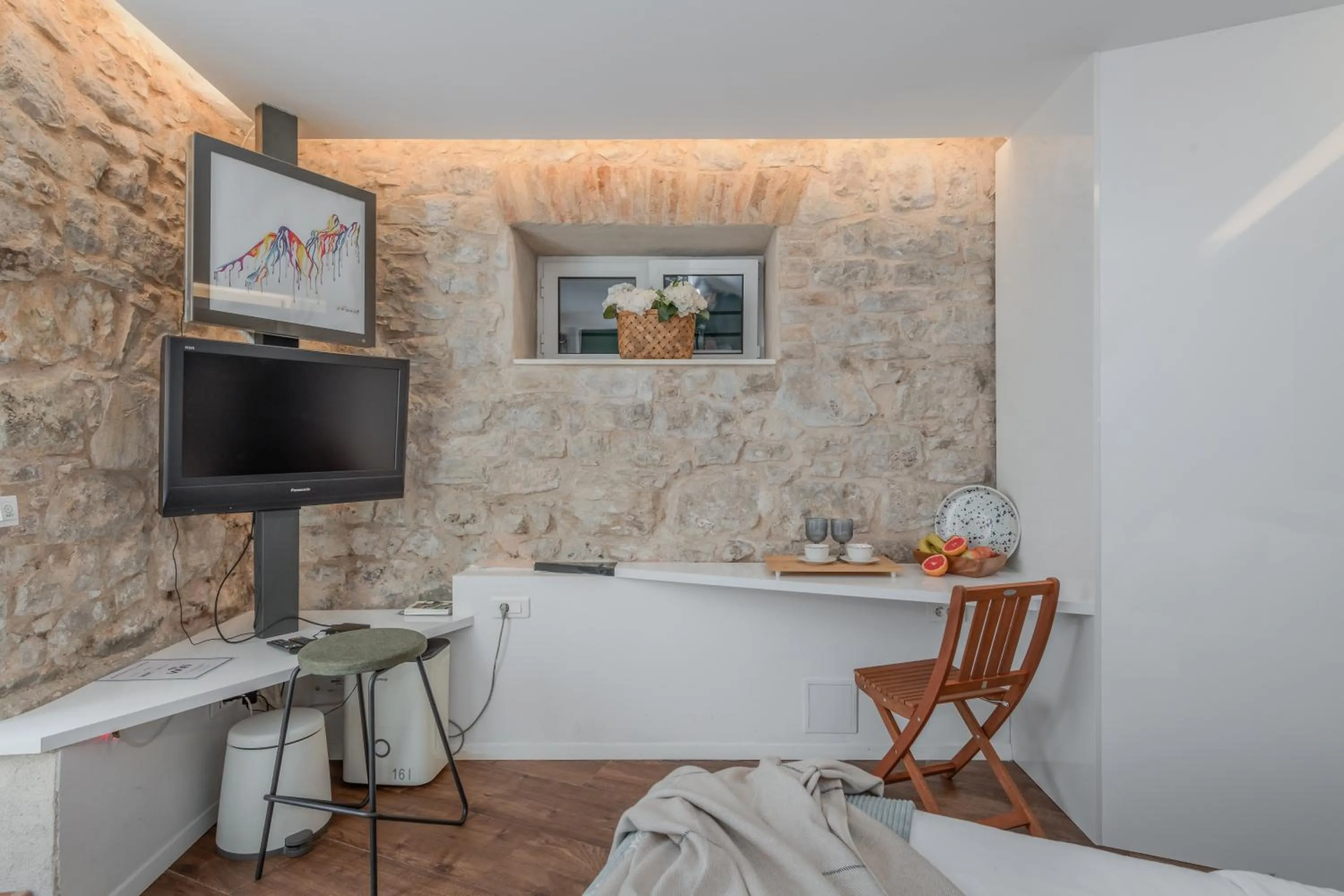 TV and multimedia in Versi & Note Luxury Rooms