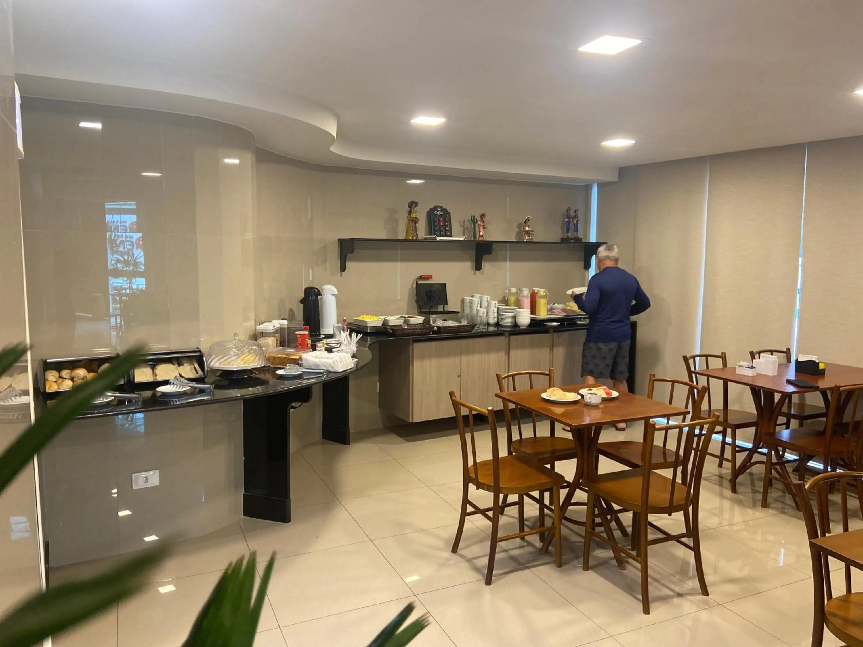 Breakfast in Hotel Enseada Aeroporto