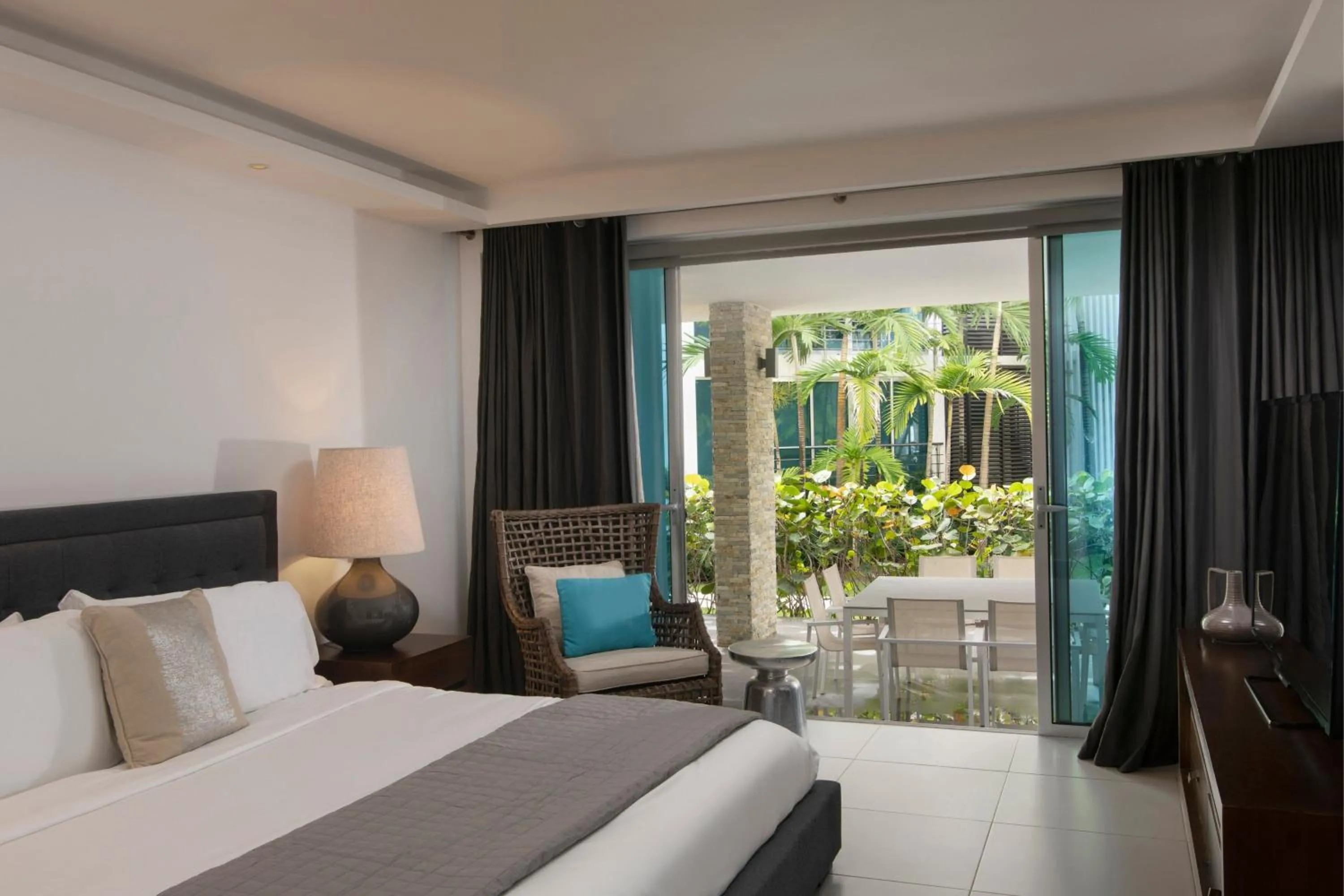 Bedroom, Bed in The Ocean Club, a Luxury Collection Resort, Costa Norte