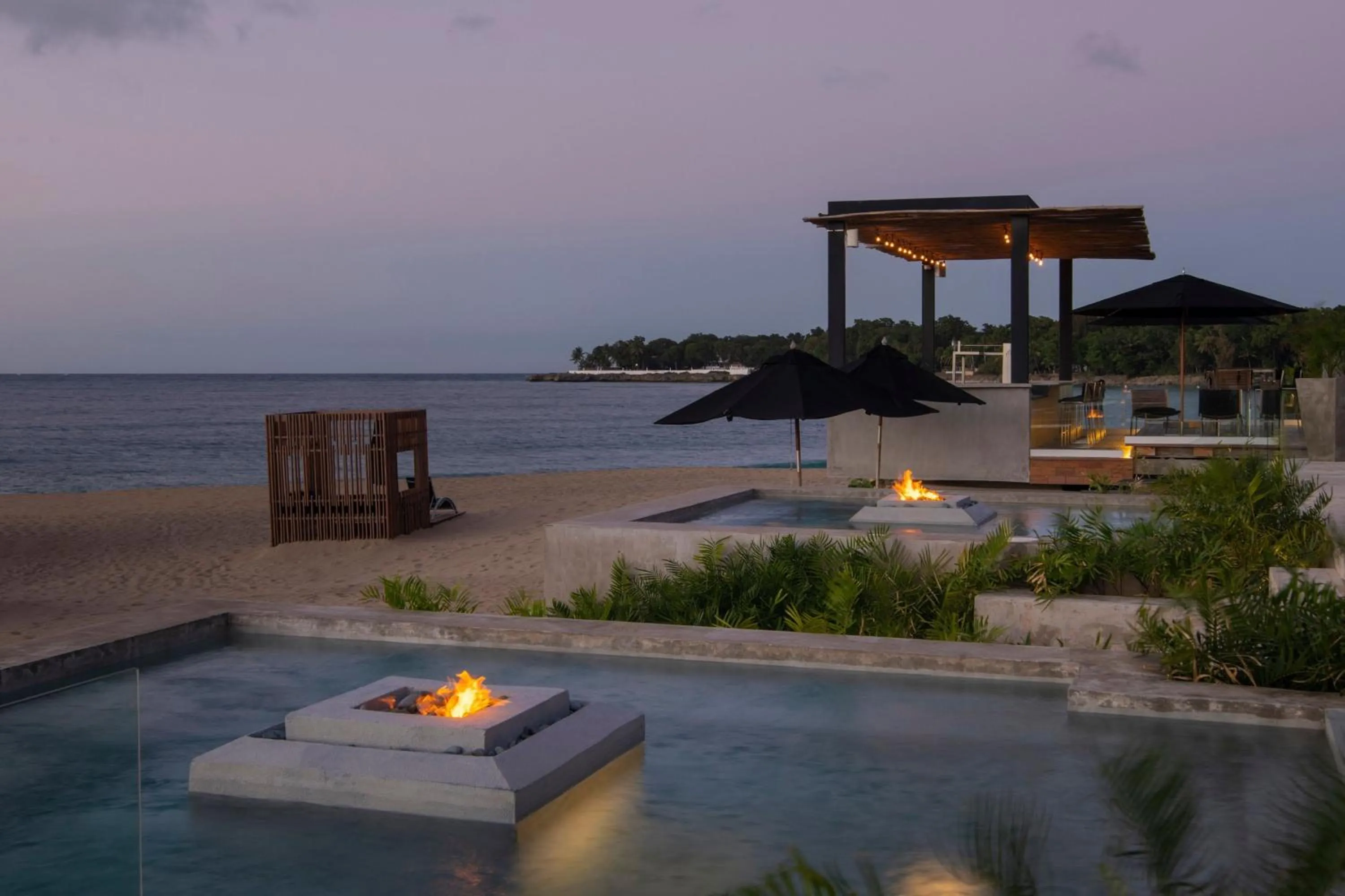 Restaurant/places to eat in The Ocean Club, a Luxury Collection Resort, Costa Norte