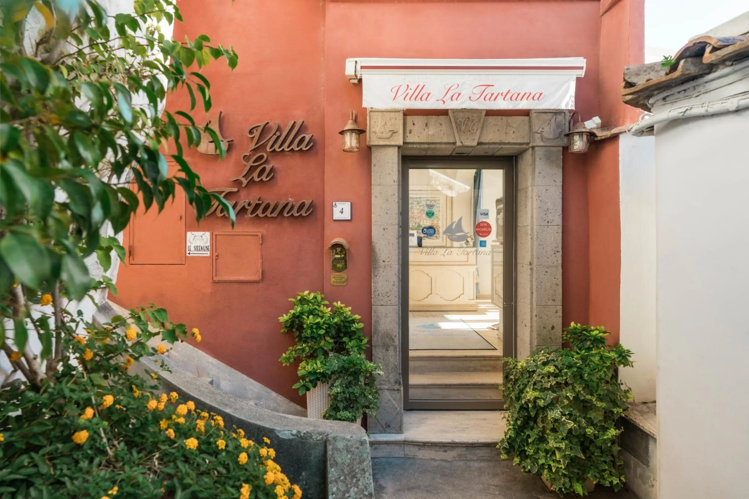 Facade/entrance in Villa La Tartana