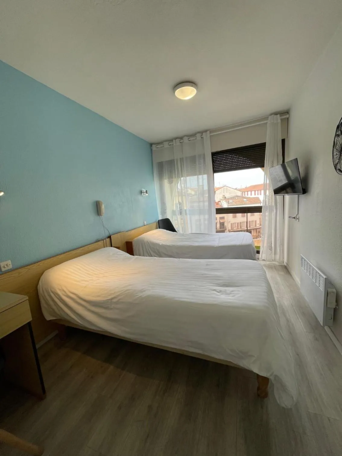 Property building in Hotel Bains Sarrailh