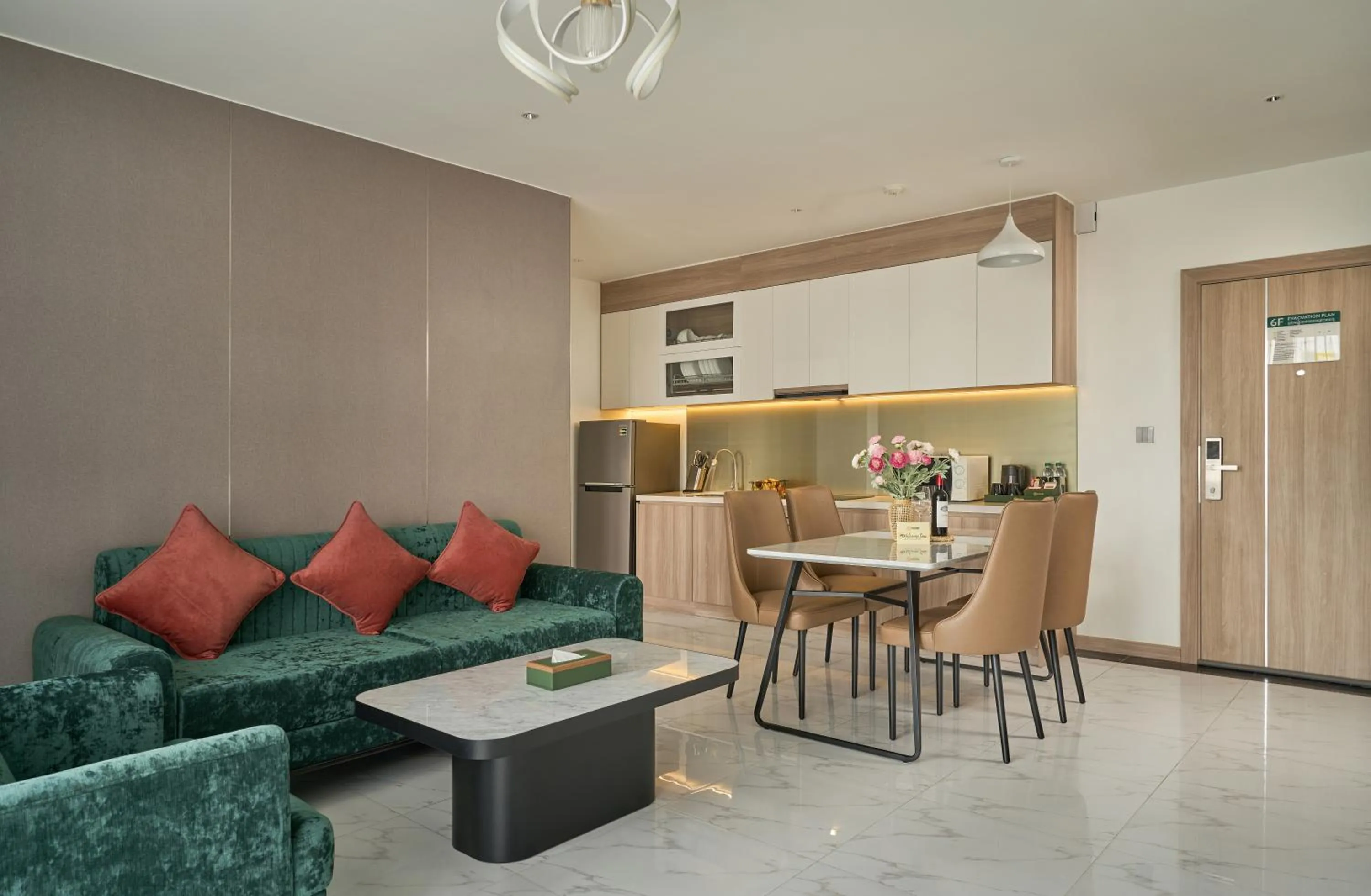 Kitchen or kitchenette in Noden2 Hotel & Apartment