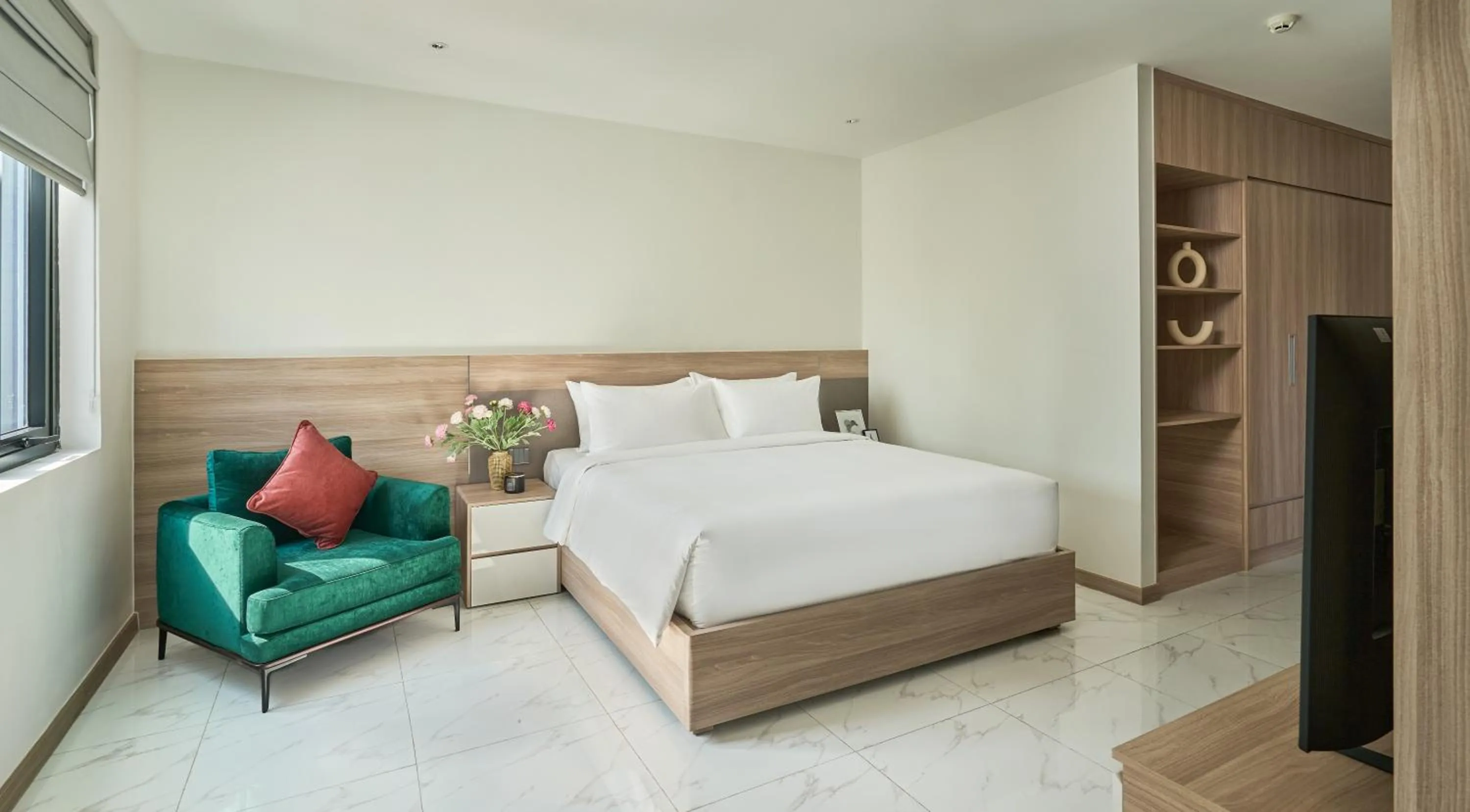 Seating area, Bed in Noden2 Hotel & Apartment