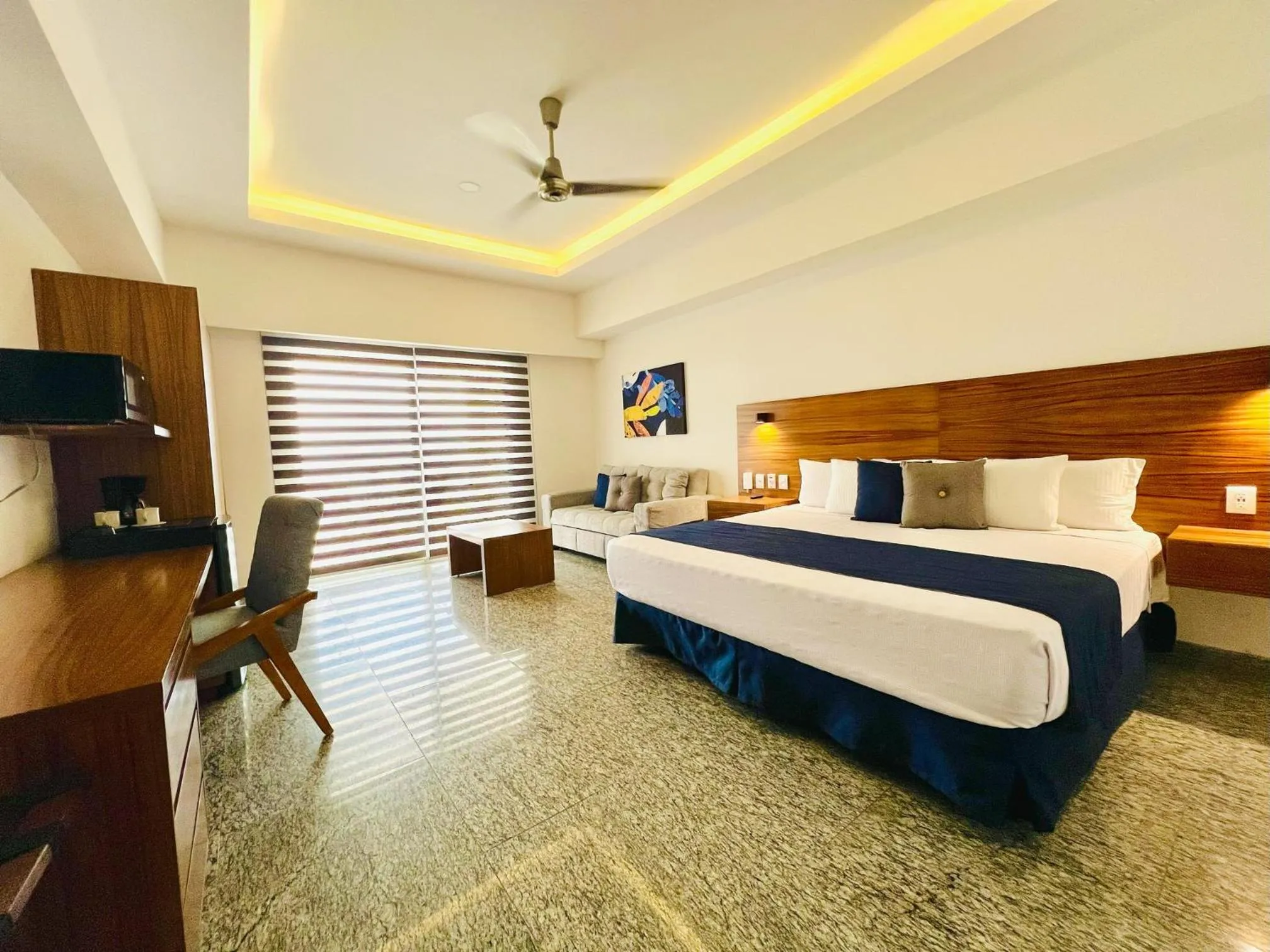 Bed in Los Picos Hotel & Suites Bucerias