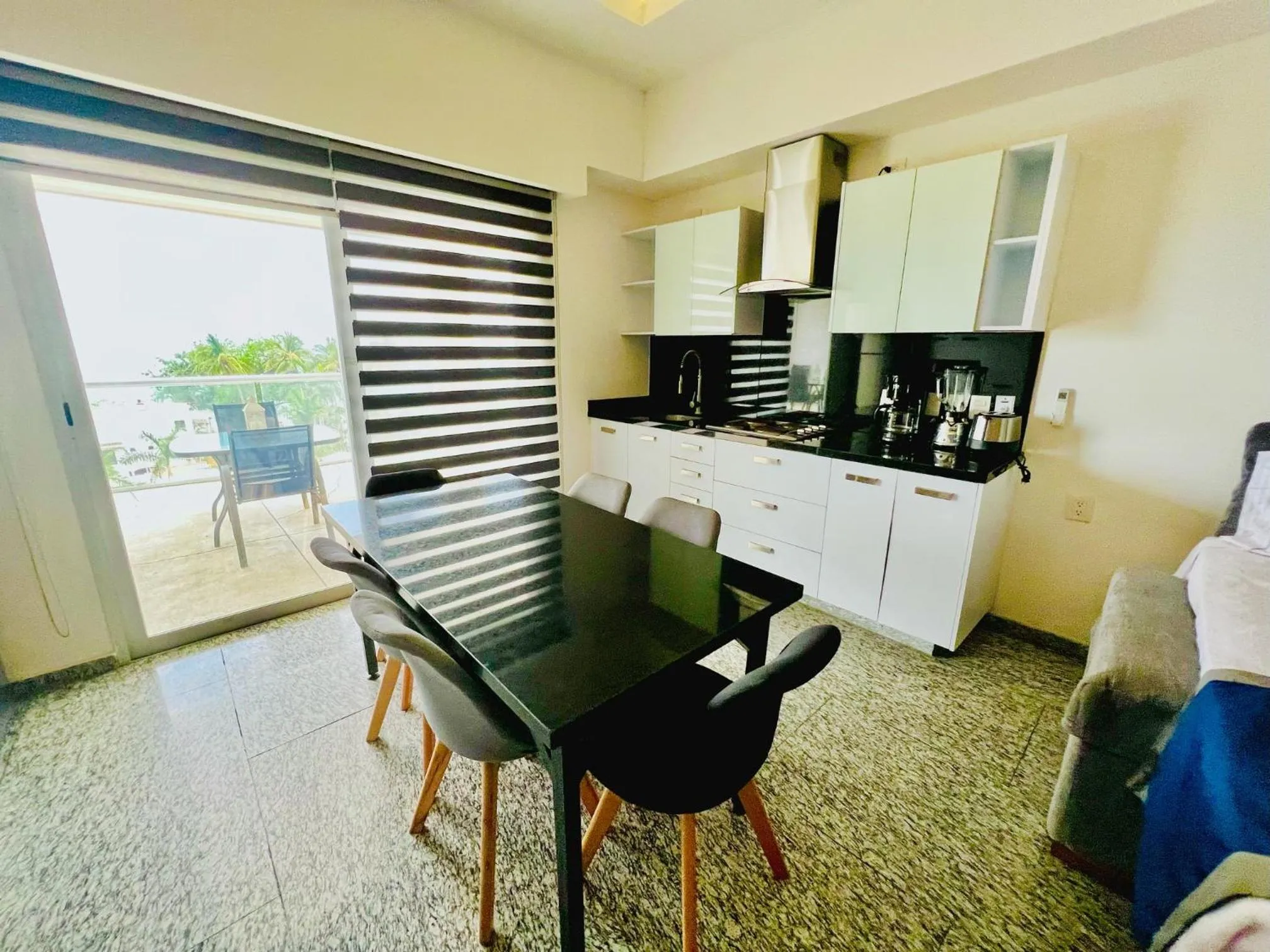 Kitchen or kitchenette in Los Picos Hotel & Suites Bucerias