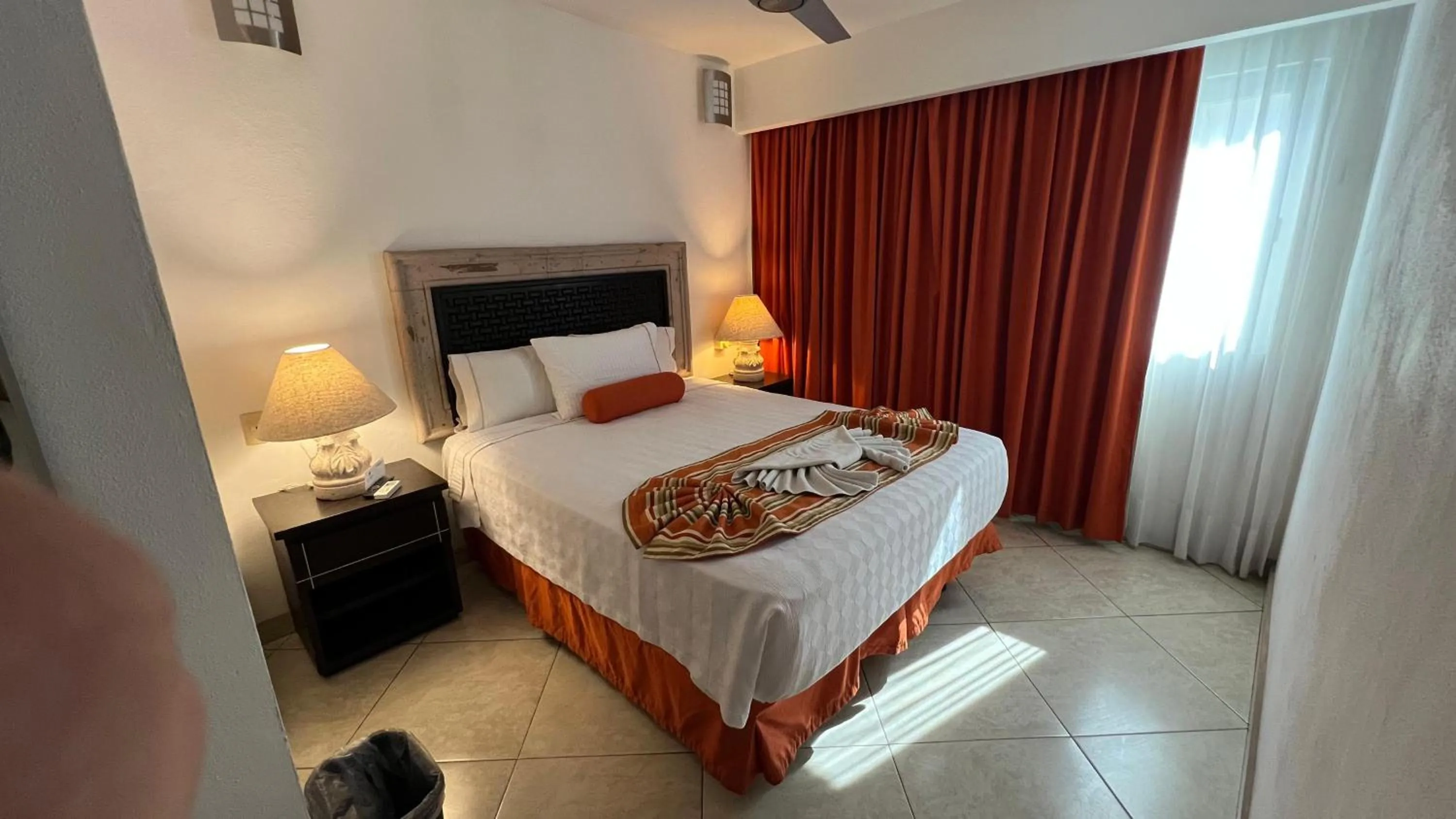 Bed in Los Picos Hotel & Suites Bucerias
