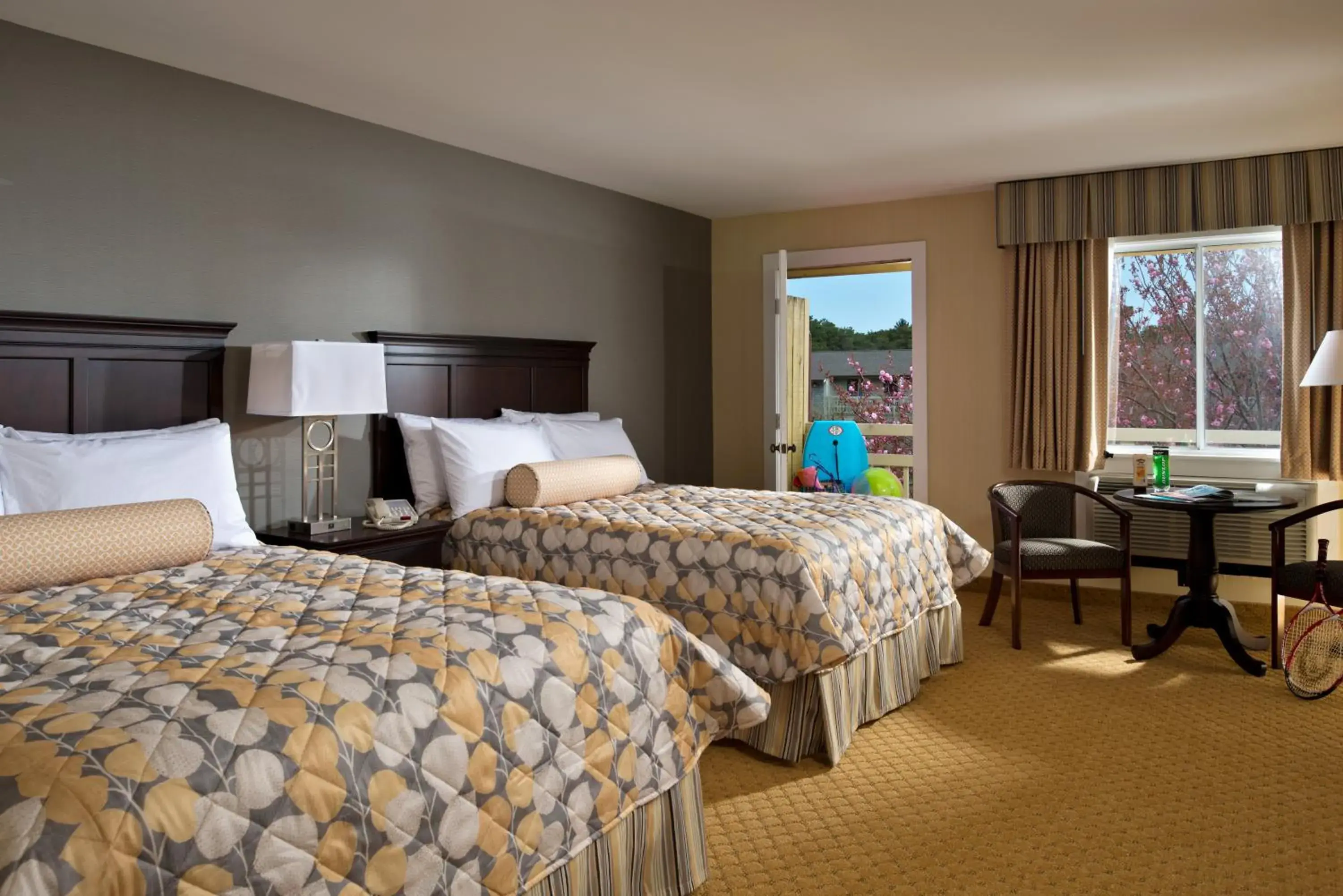 Quadruple Room in Wellfleet Motel & Lodge Quadruple Room in Wellfleet Motel & Lodge