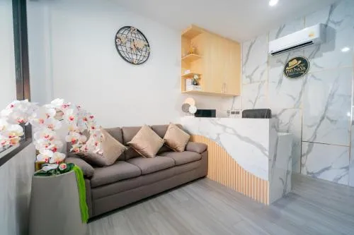 Phunaya Phuket Oldtown Hotel