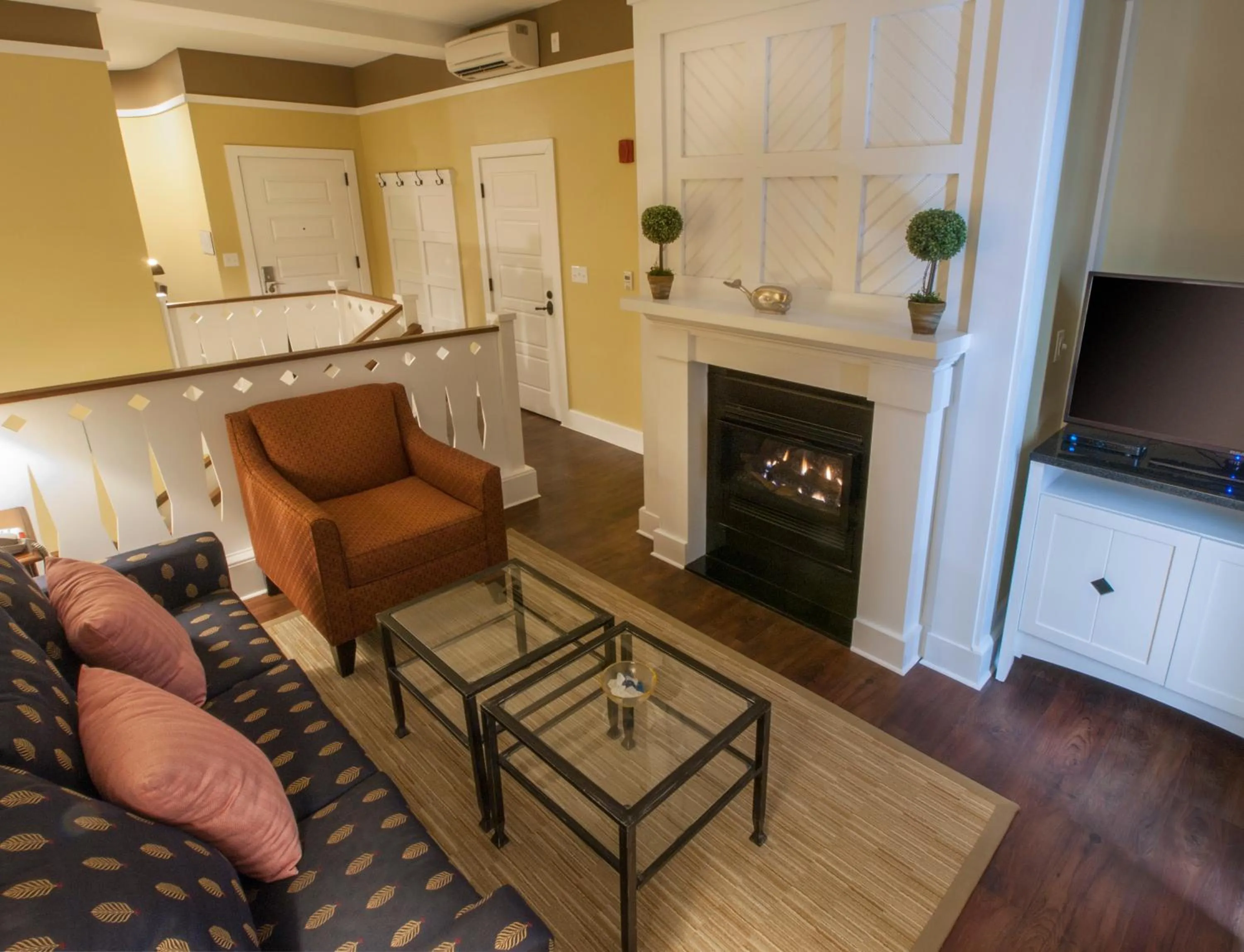 Living room in Inn at Diamond Cove