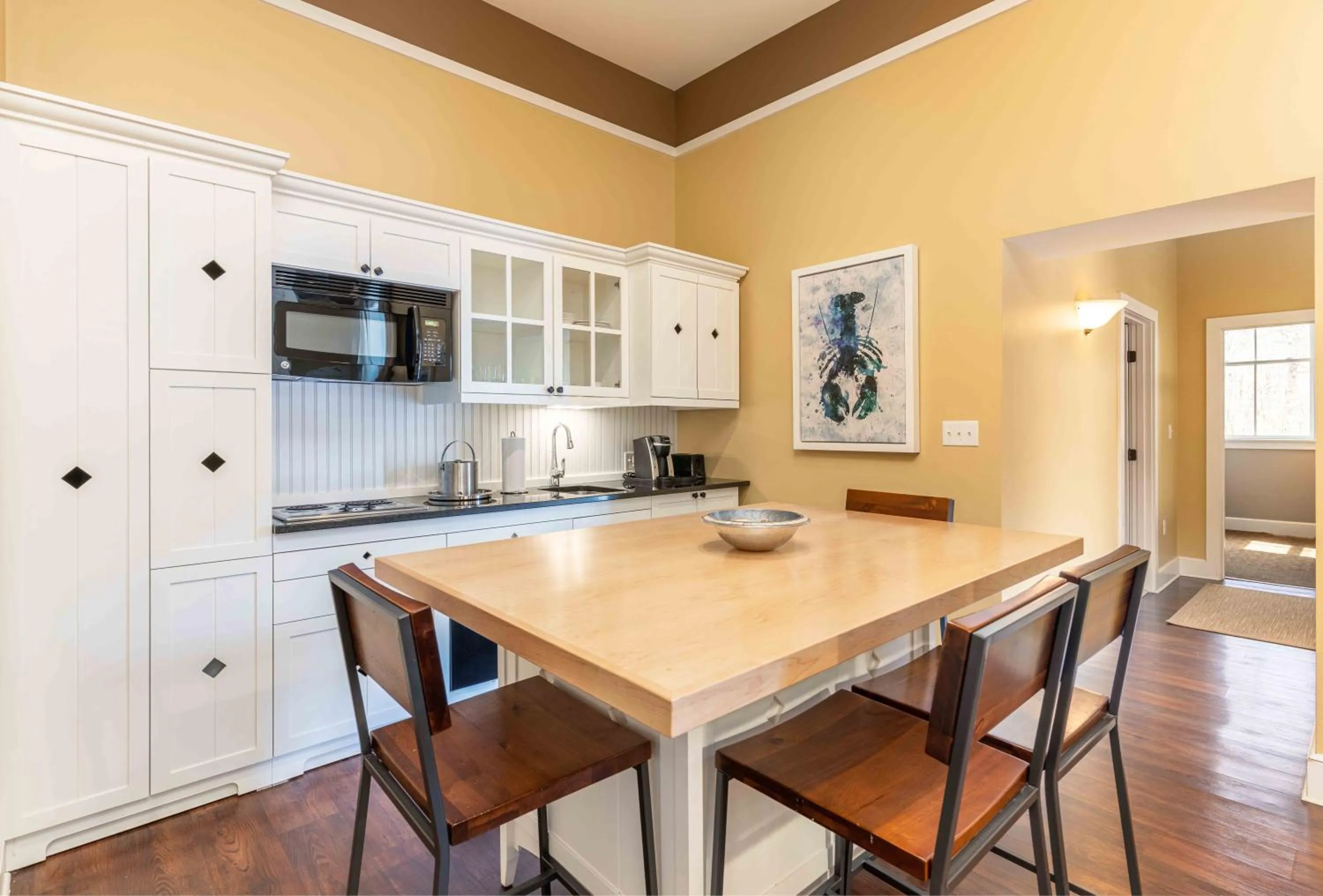 Kitchen or kitchenette in Inn at Diamond Cove