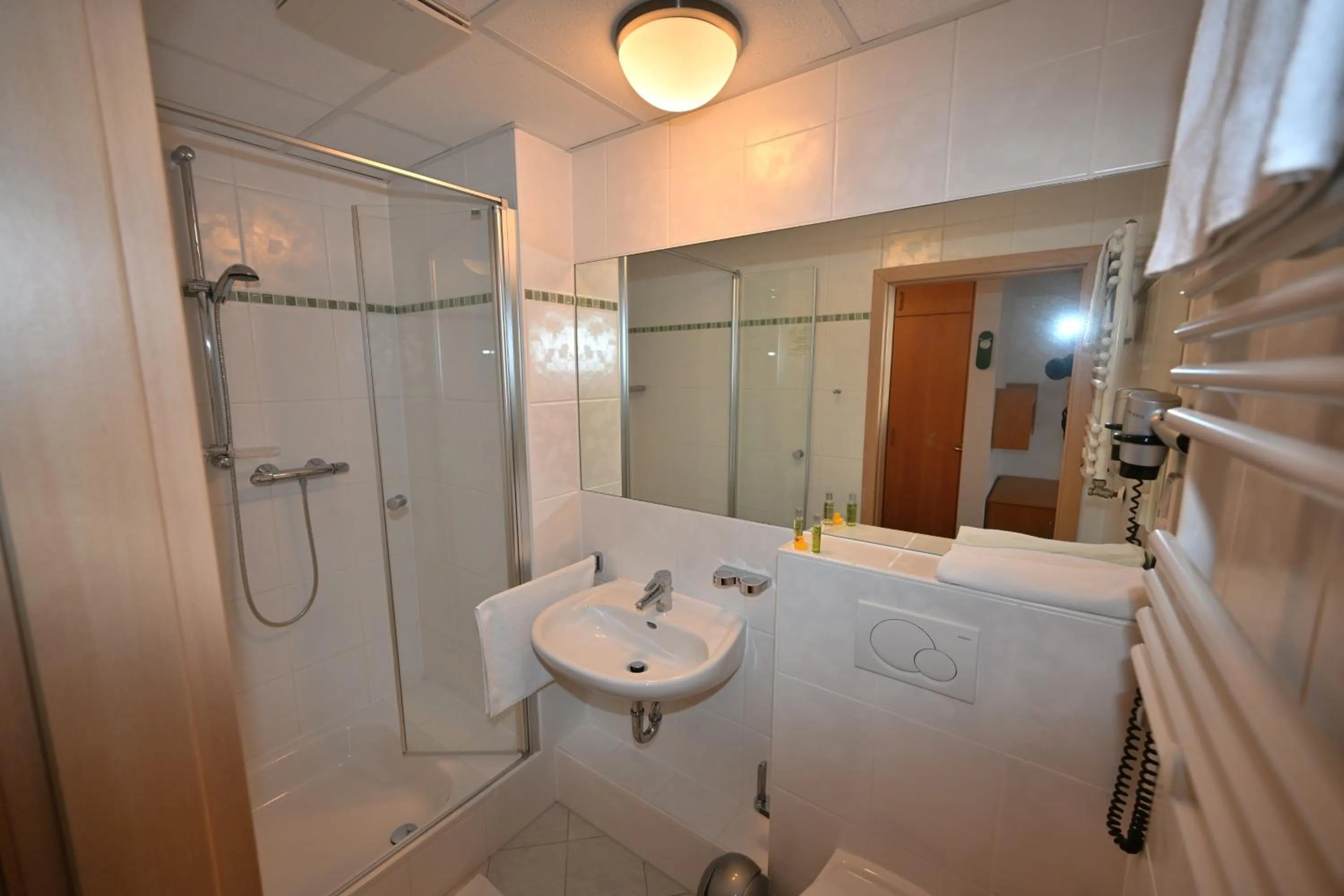 Bathroom in Expotel Hannover Messe