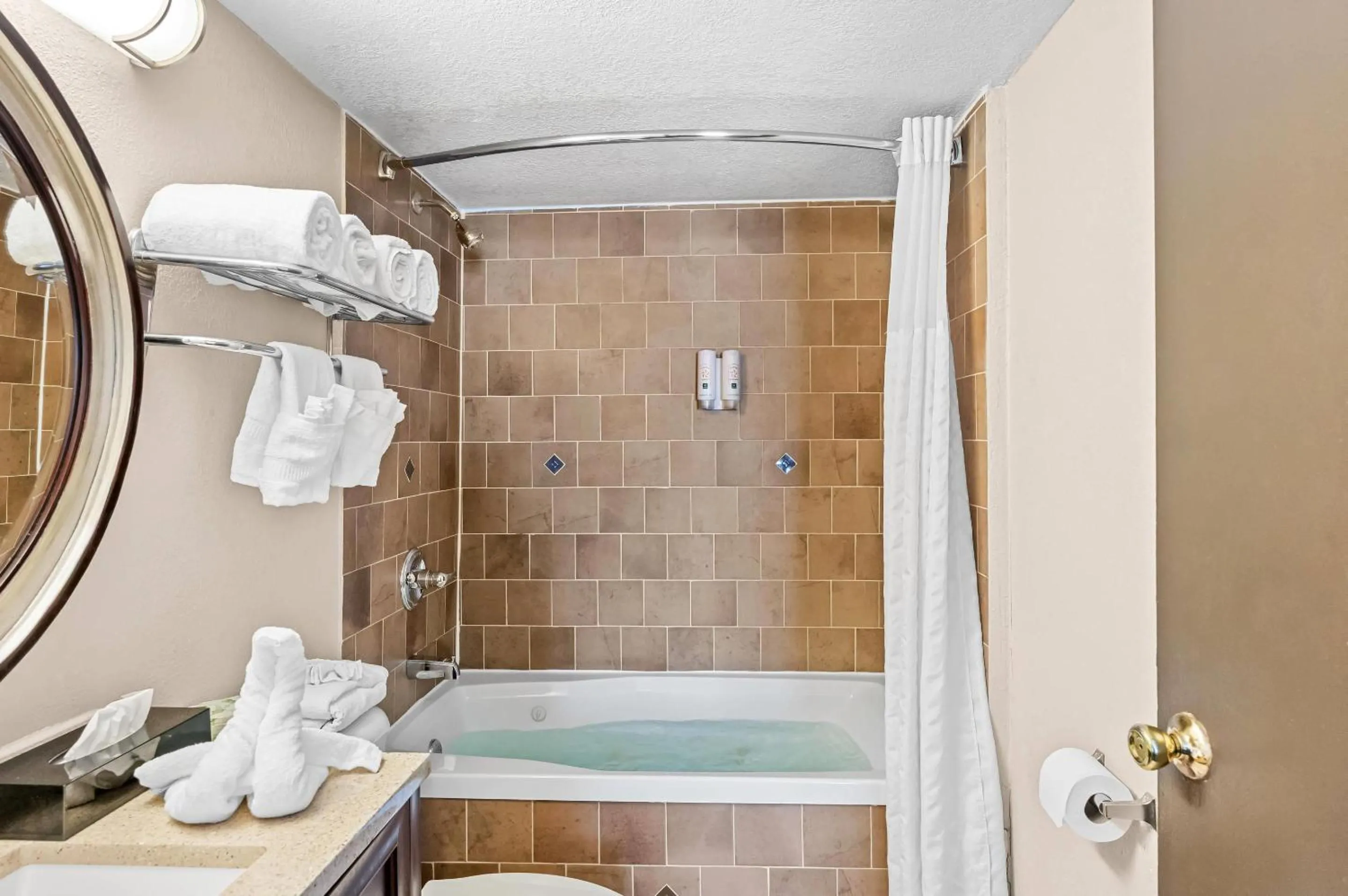 Bedroom in Quality Inn Little Rock on I-30 Near Littlerock airport