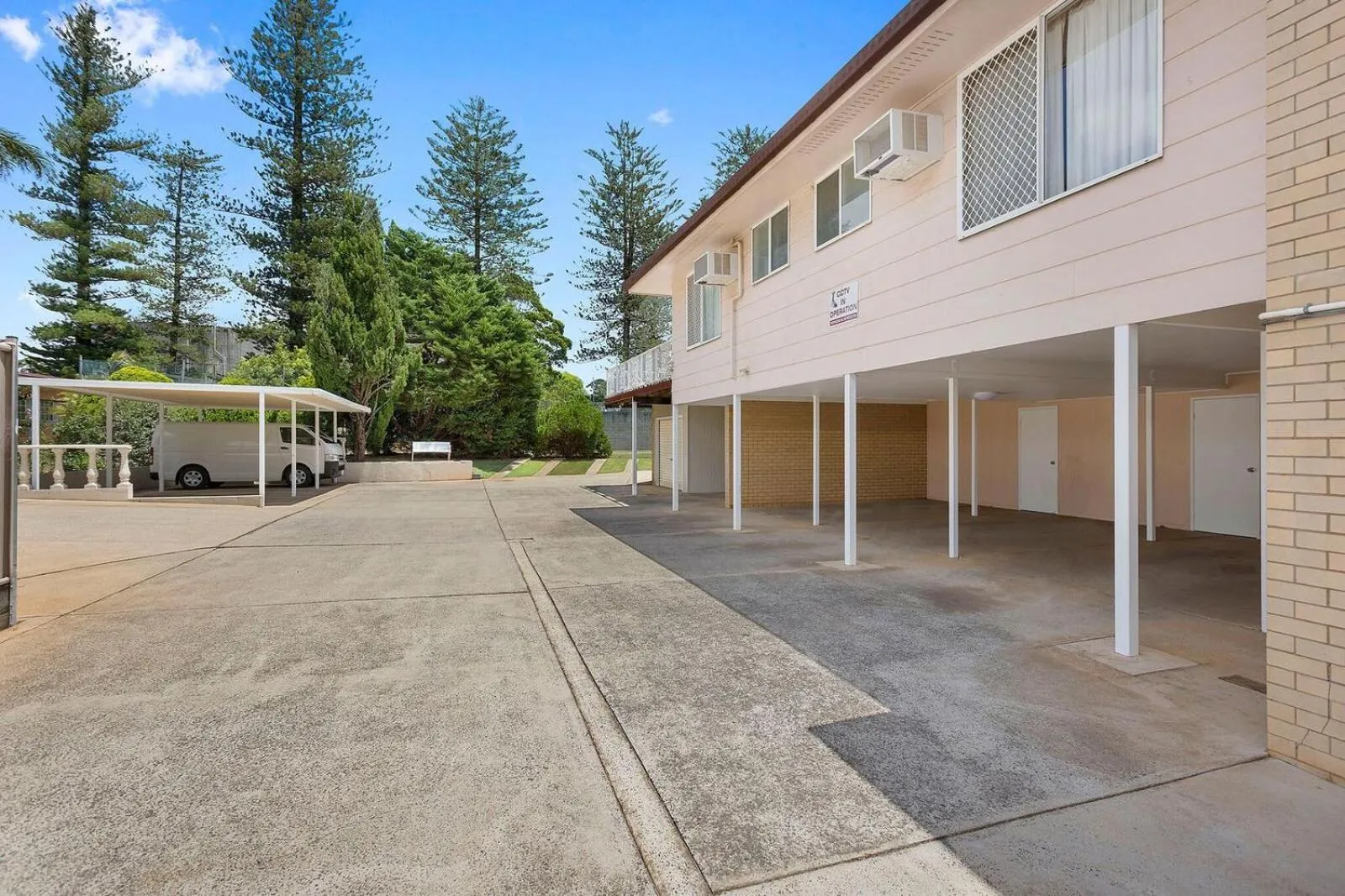 Property building in Clifford Park Motor Inn
