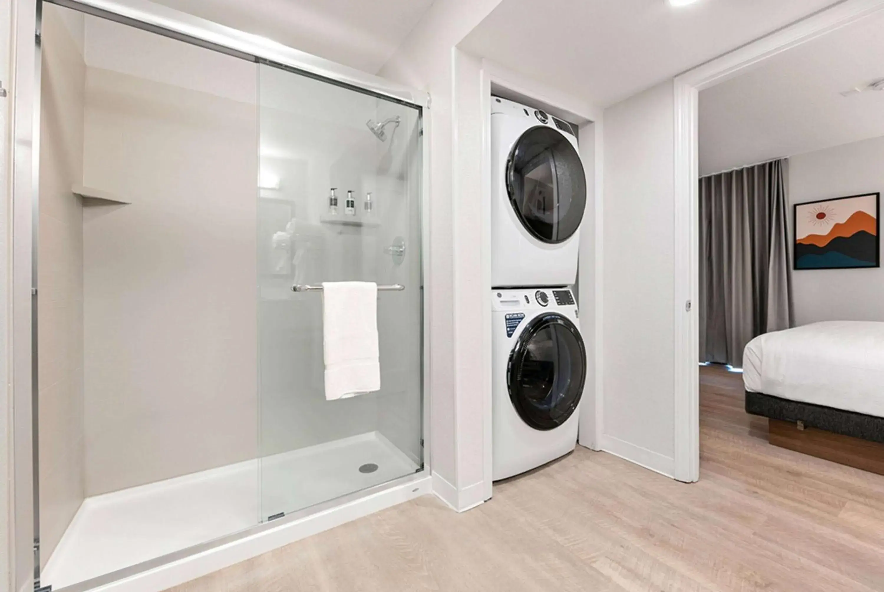 Studio Suite - King Bed in WaterWalk Extended Stay by Wyndham Atlanta Perimeter Studio Suite - King Bed in WaterWalk Extended Stay by Wyndham Atlanta Perimeter