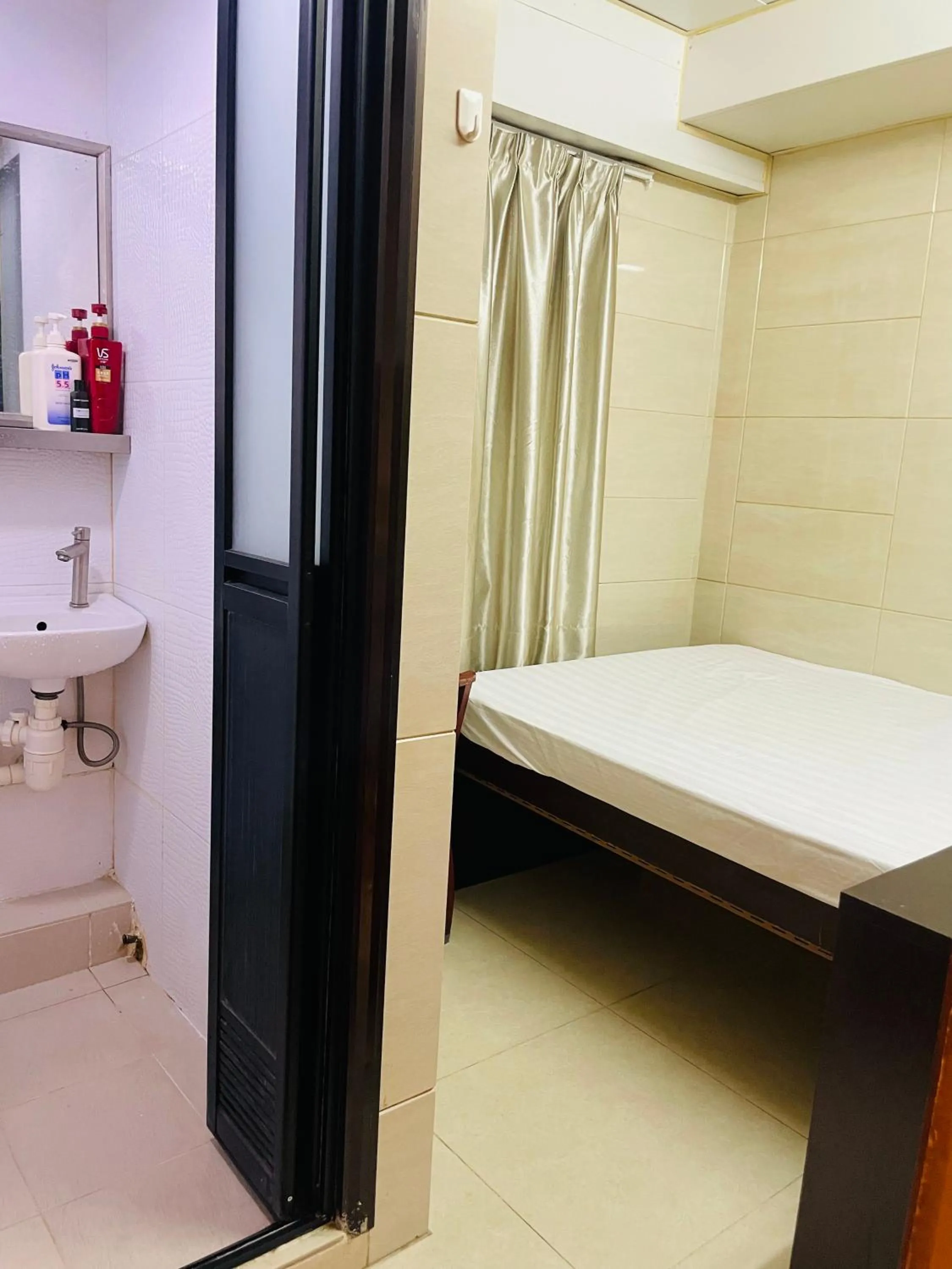 Bed in Johnson Hostel