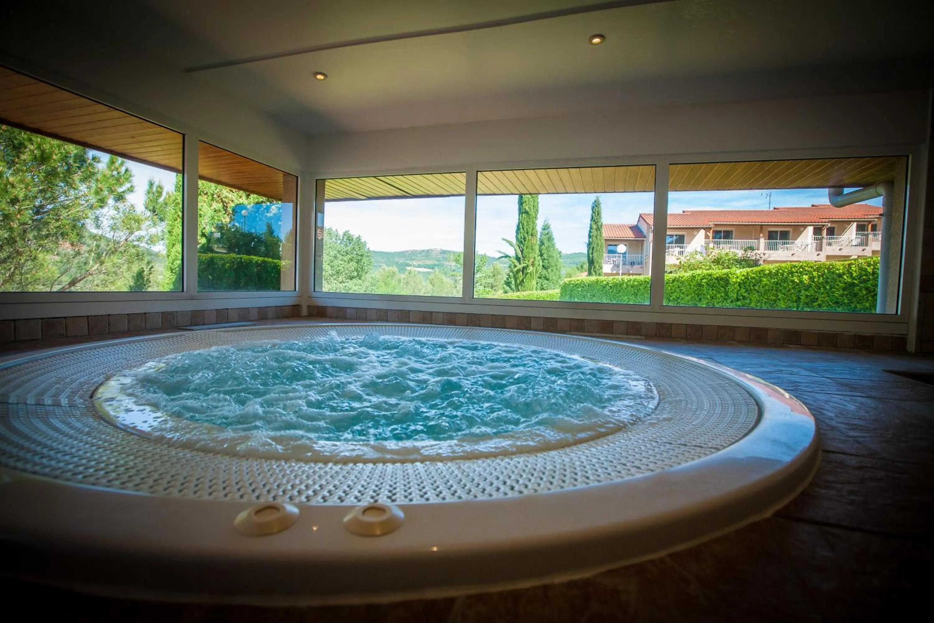 Hot Tub in Domaine de l'Espinet