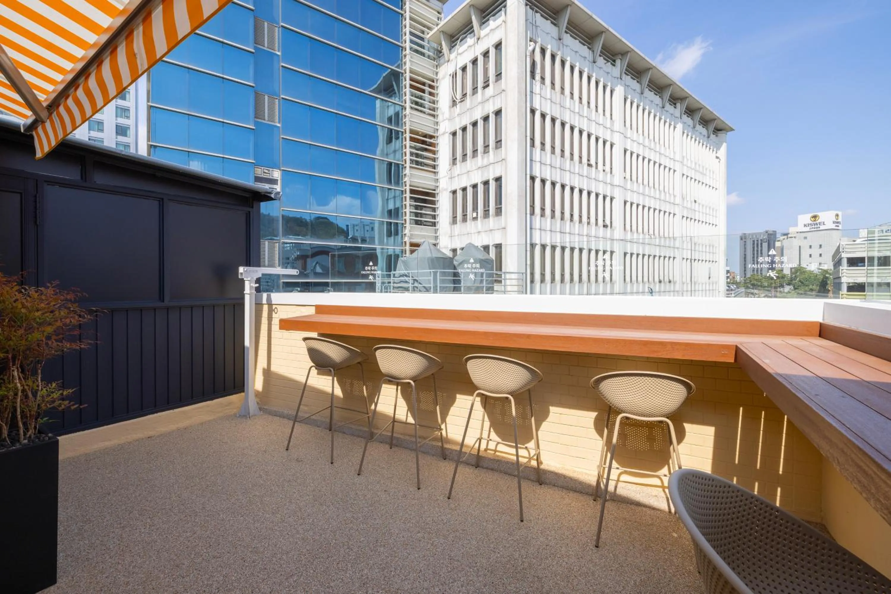 View (from property/room) in Myeongdong Guesthouse Como