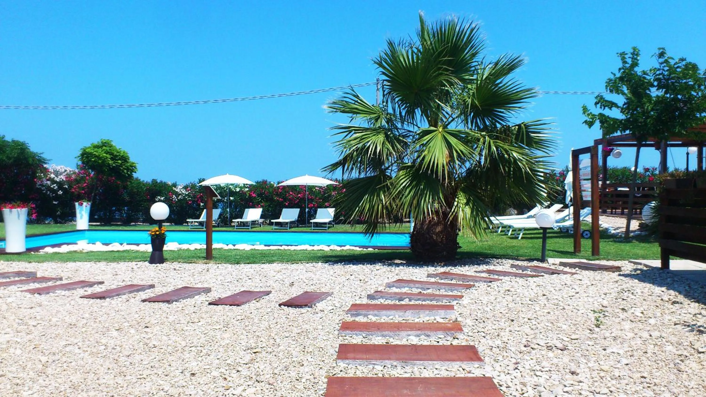 Pool view in Oca Giuliva