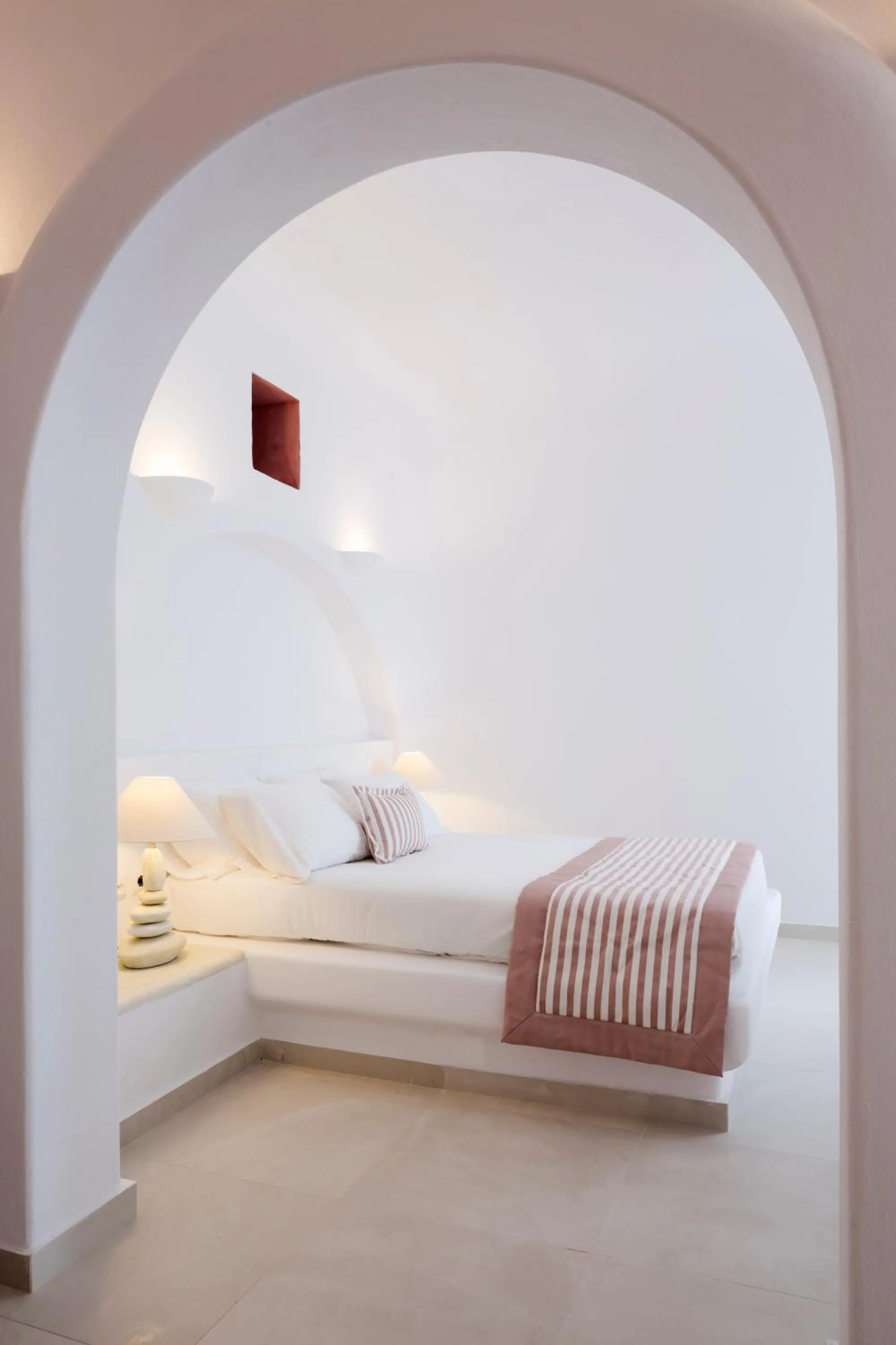 Bed in Amber Light Villas