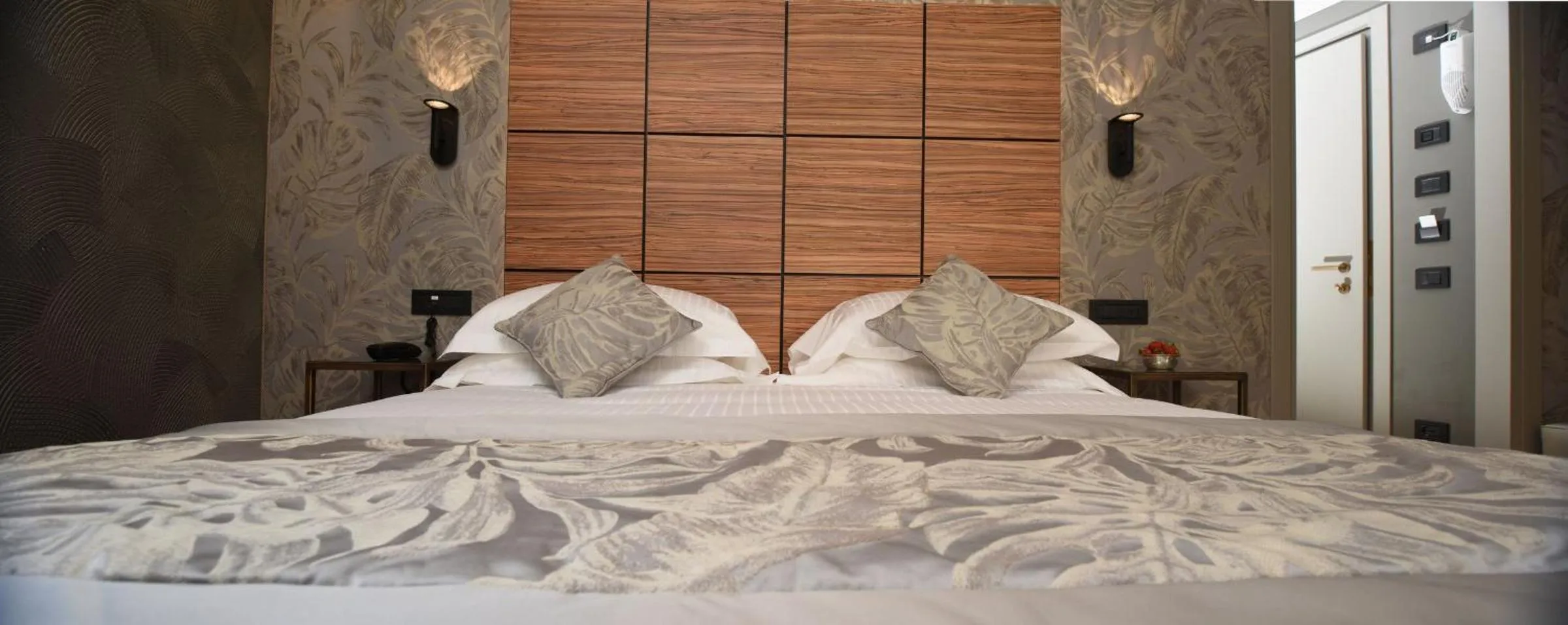 Bedroom, Bed in Rosa Salva Hotel