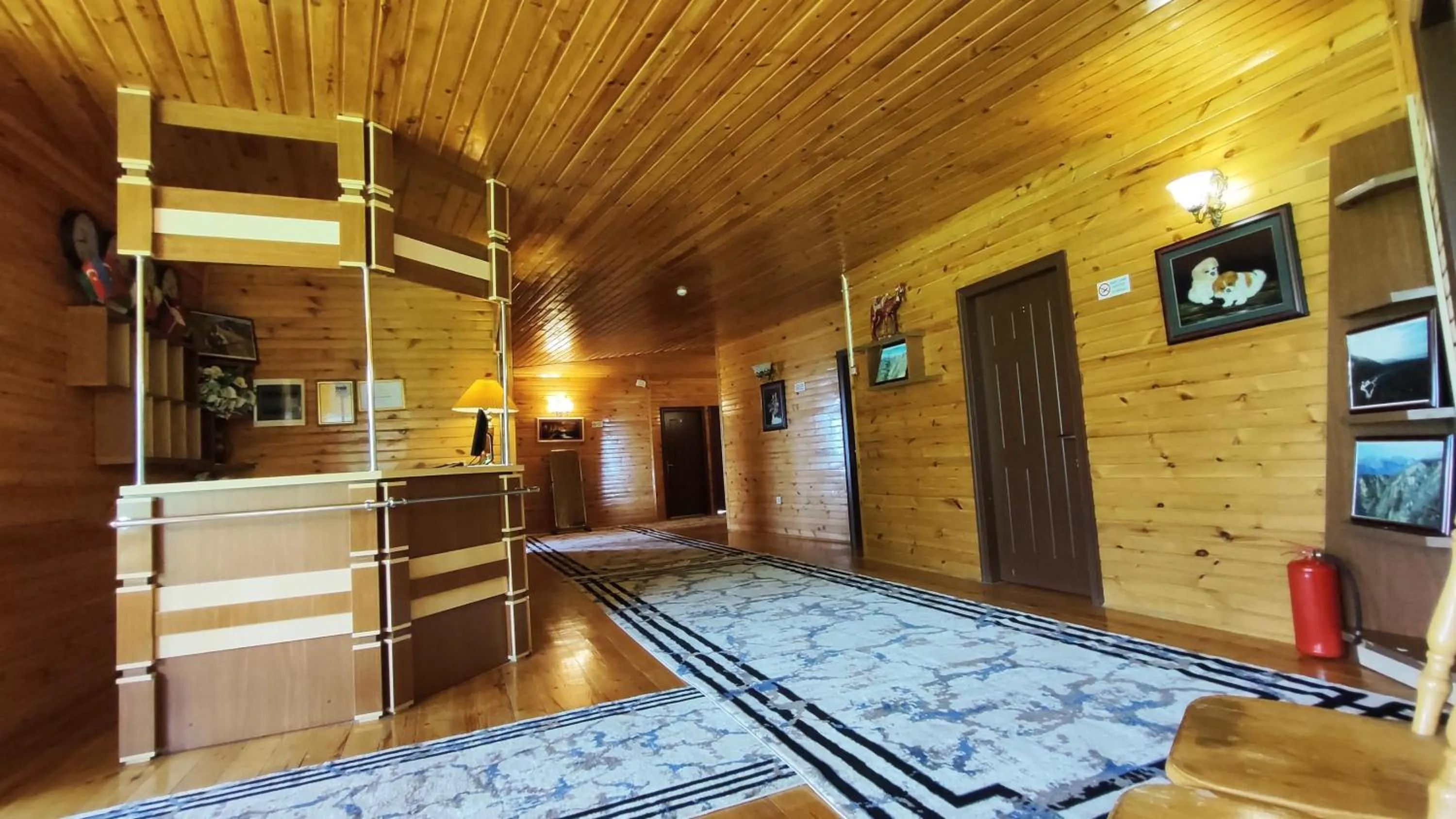 Lobby or reception, Bed in Kungut Hotel & Restaurant