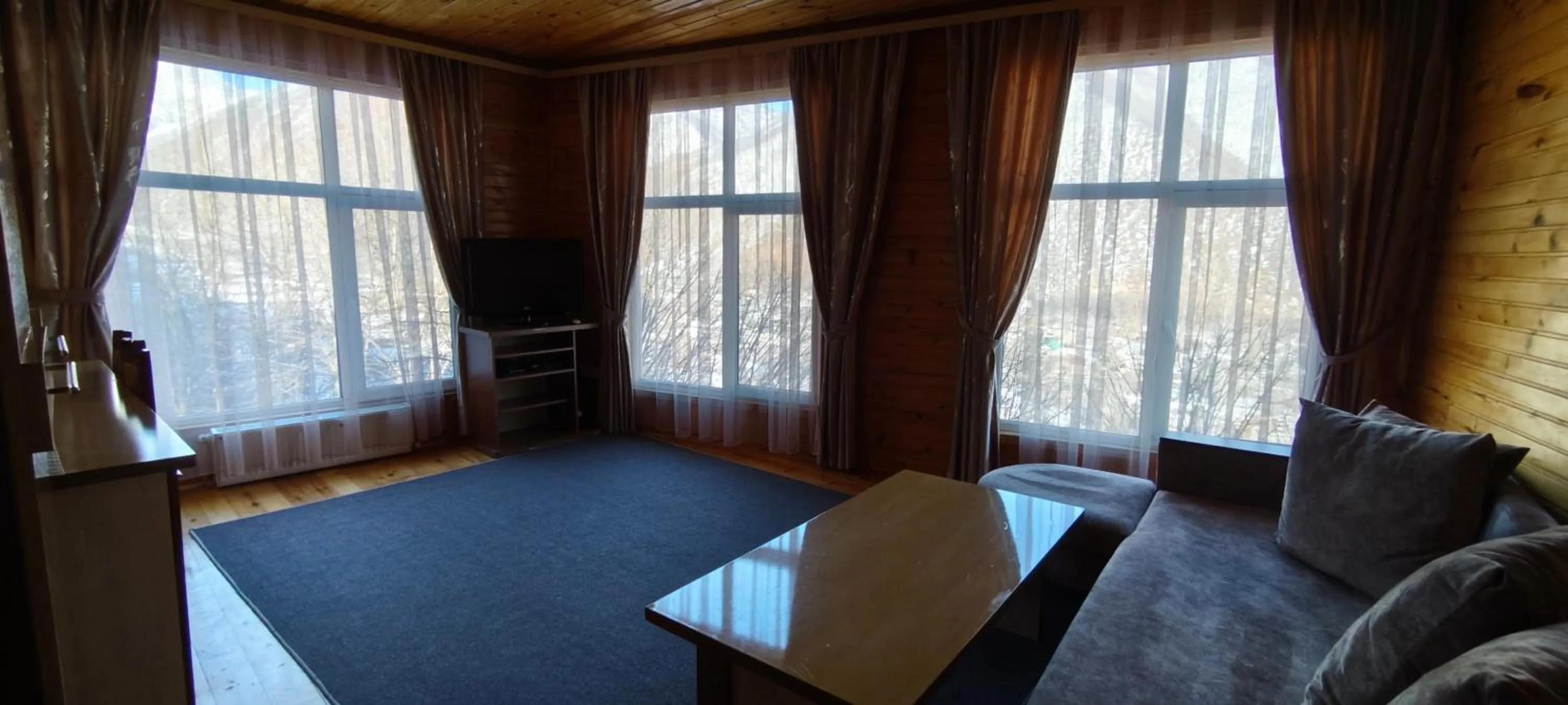 Photo of the whole room, Bed in Kungut Hotel & Restaurant