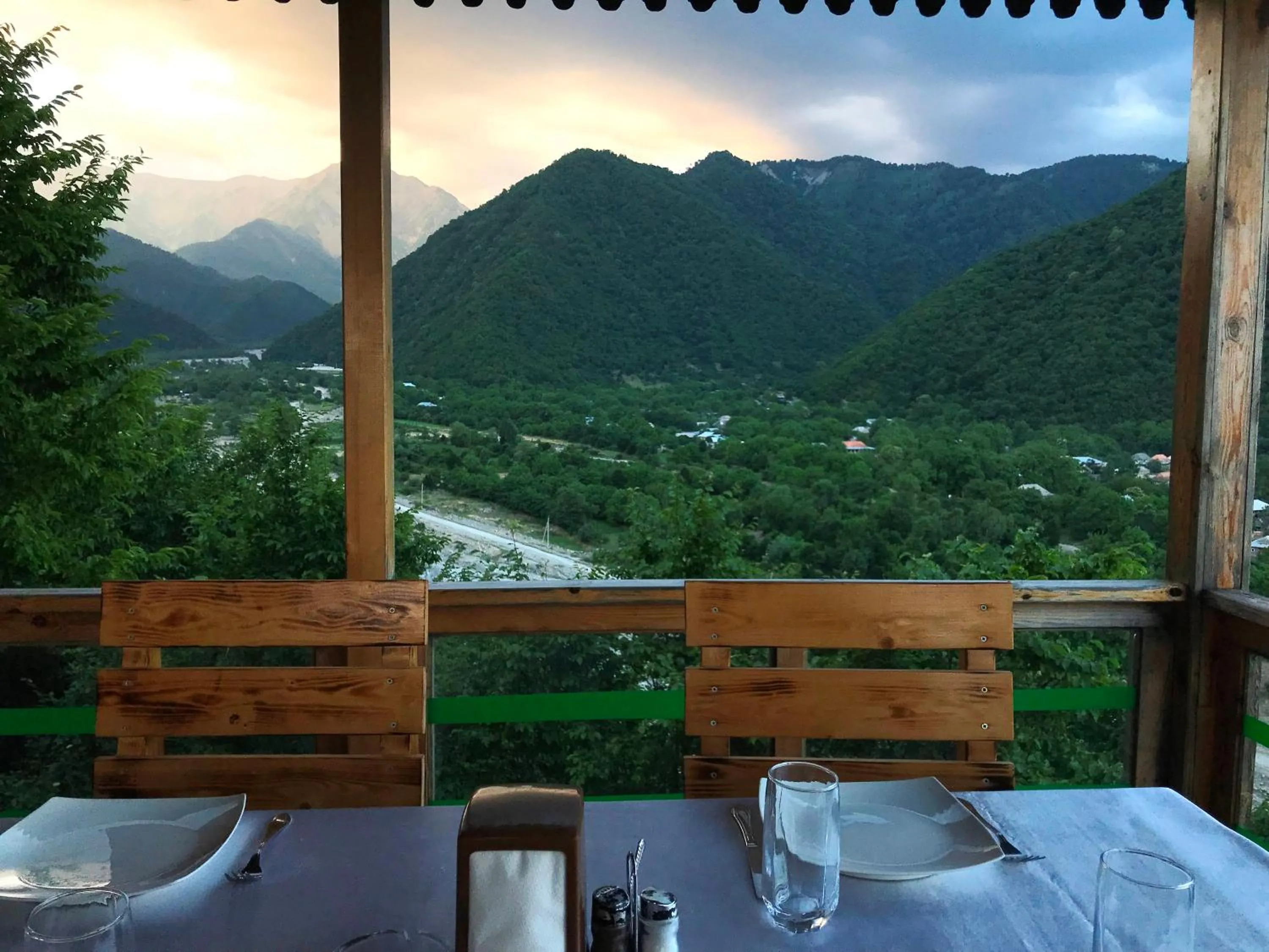 Spring in Kungut Hotel & Restaurant