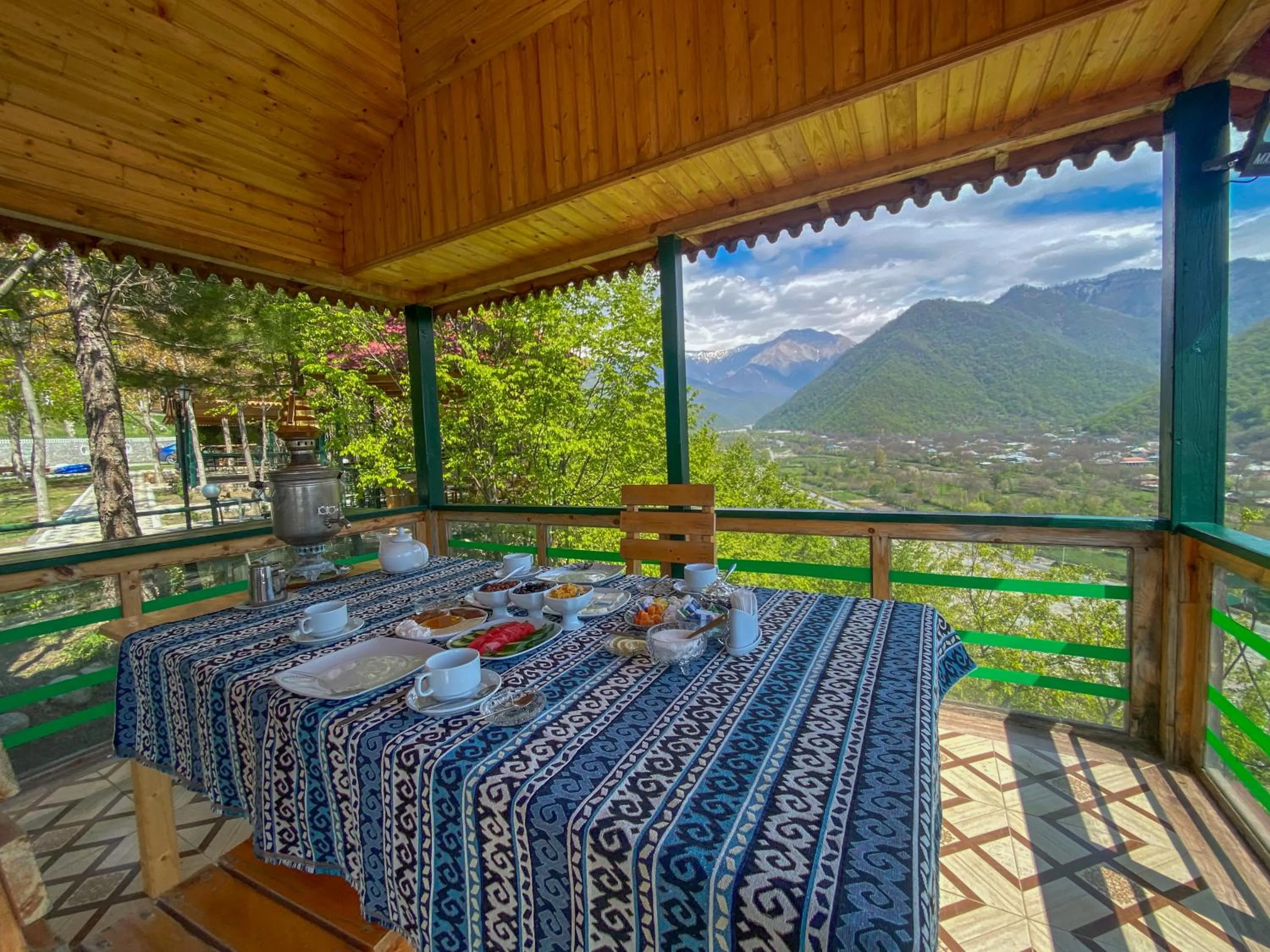 Day in Kungut Hotel & Restaurant