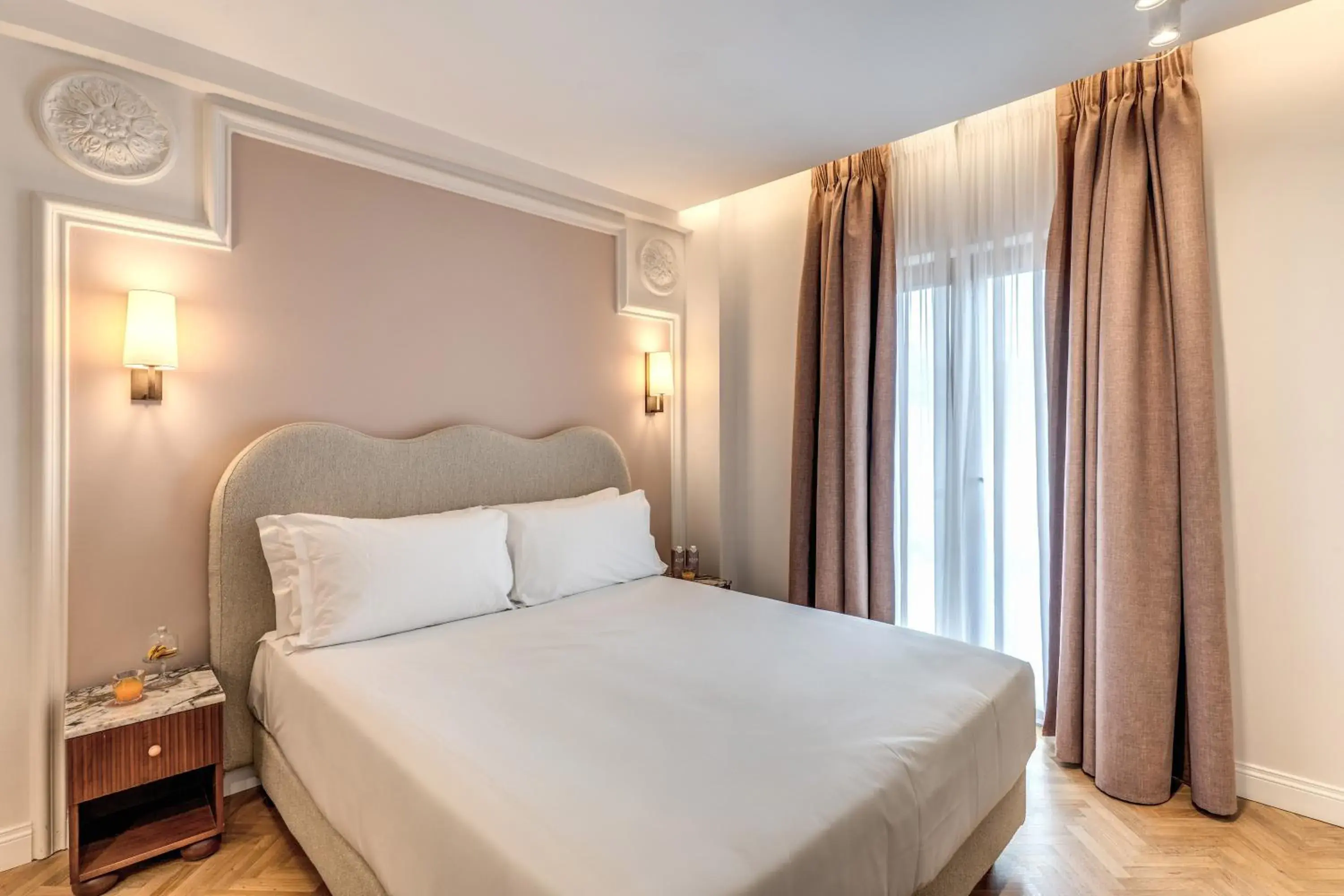 Deluxe Double or Twin Room in Hotel Fori Imperiali Deluxe Double or Twin Room in Hotel Fori Imperiali