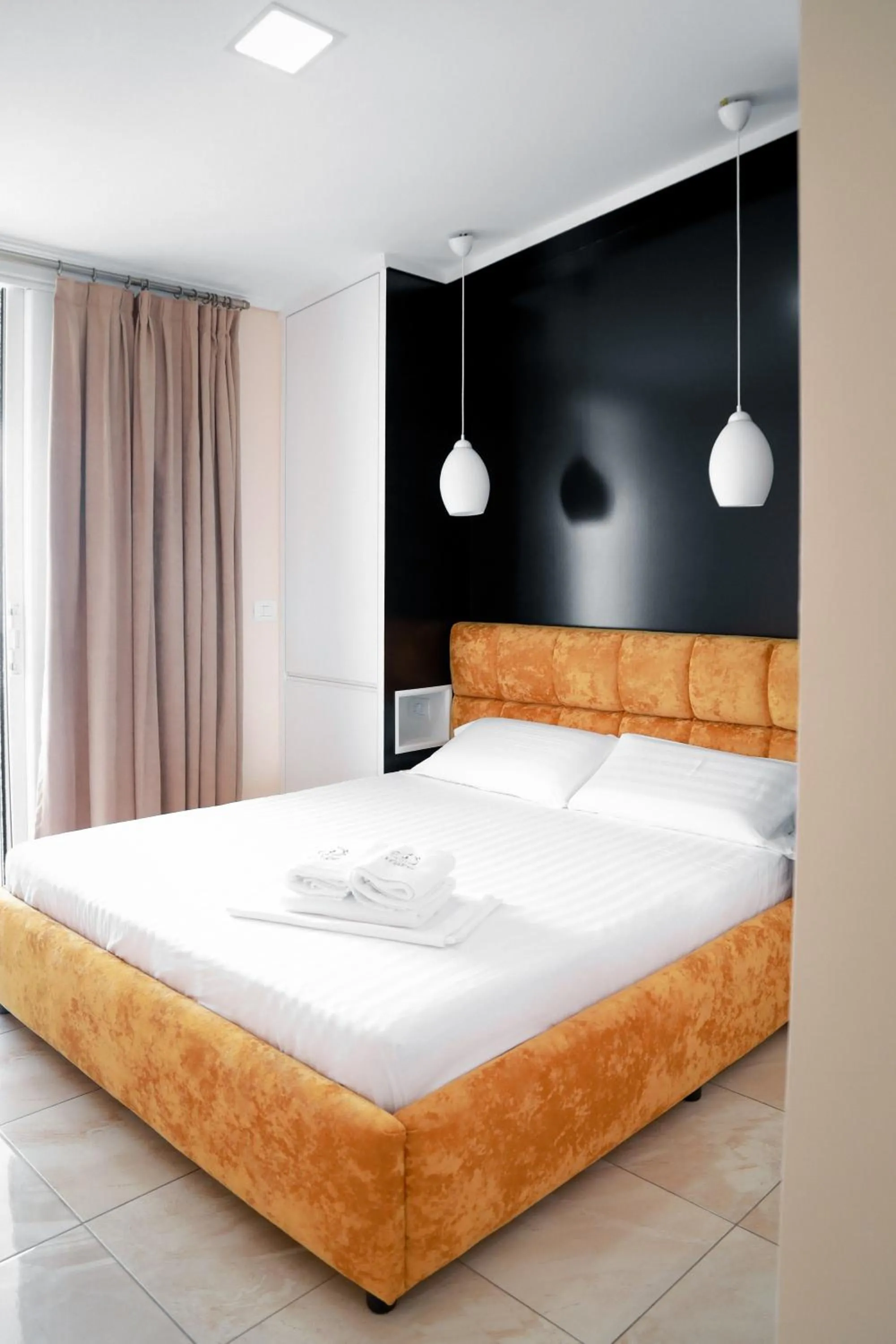 Photo of the whole room, Bed in Vila e Bardhe Butique Hotel